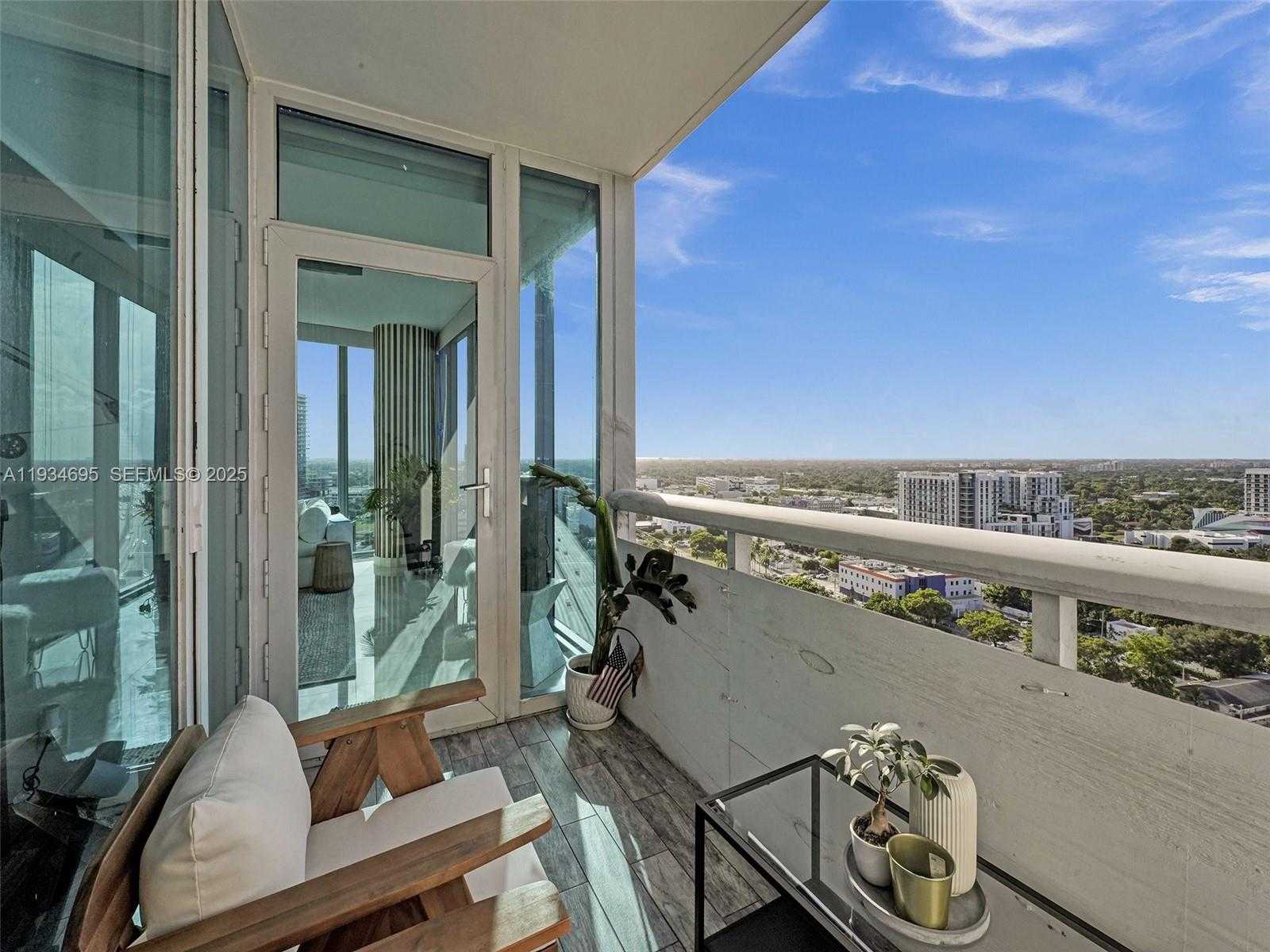 Small Image of 601 NORTH EAST 36TH ST #1801, Miami Number 25
