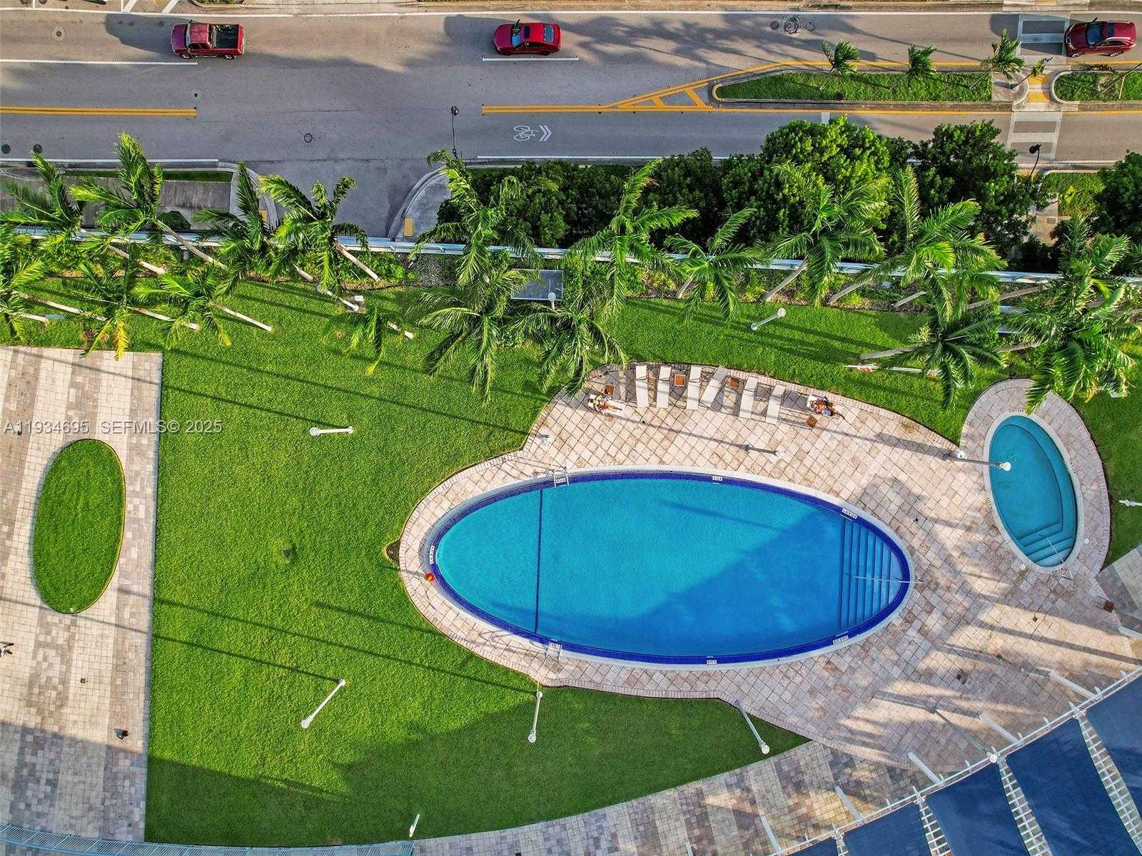 Small Image of 601 NORTH EAST 36TH ST #1801, Miami Number 37