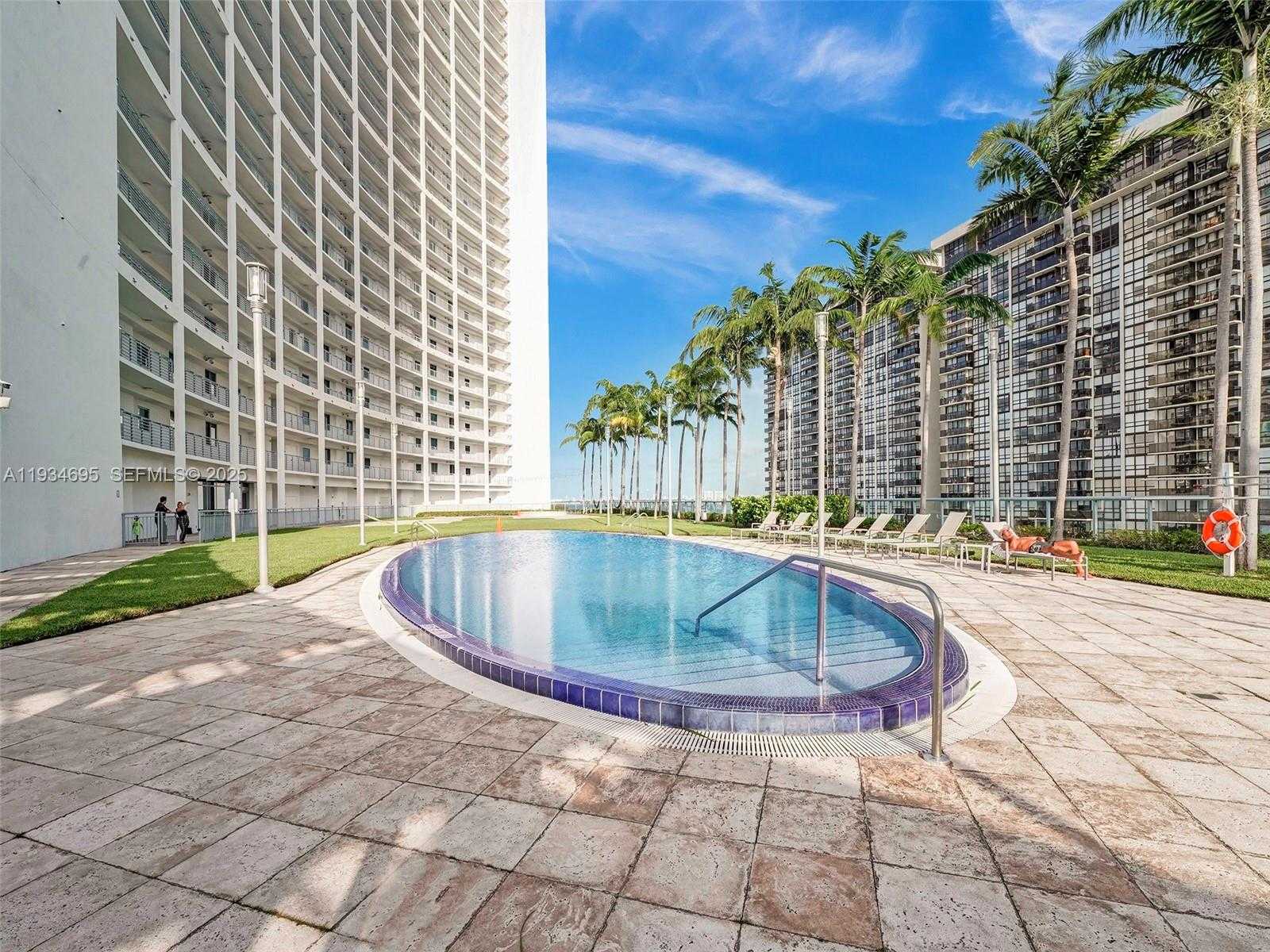 Small Image of 601 NORTH EAST 36TH ST #1801, Miami Number 39