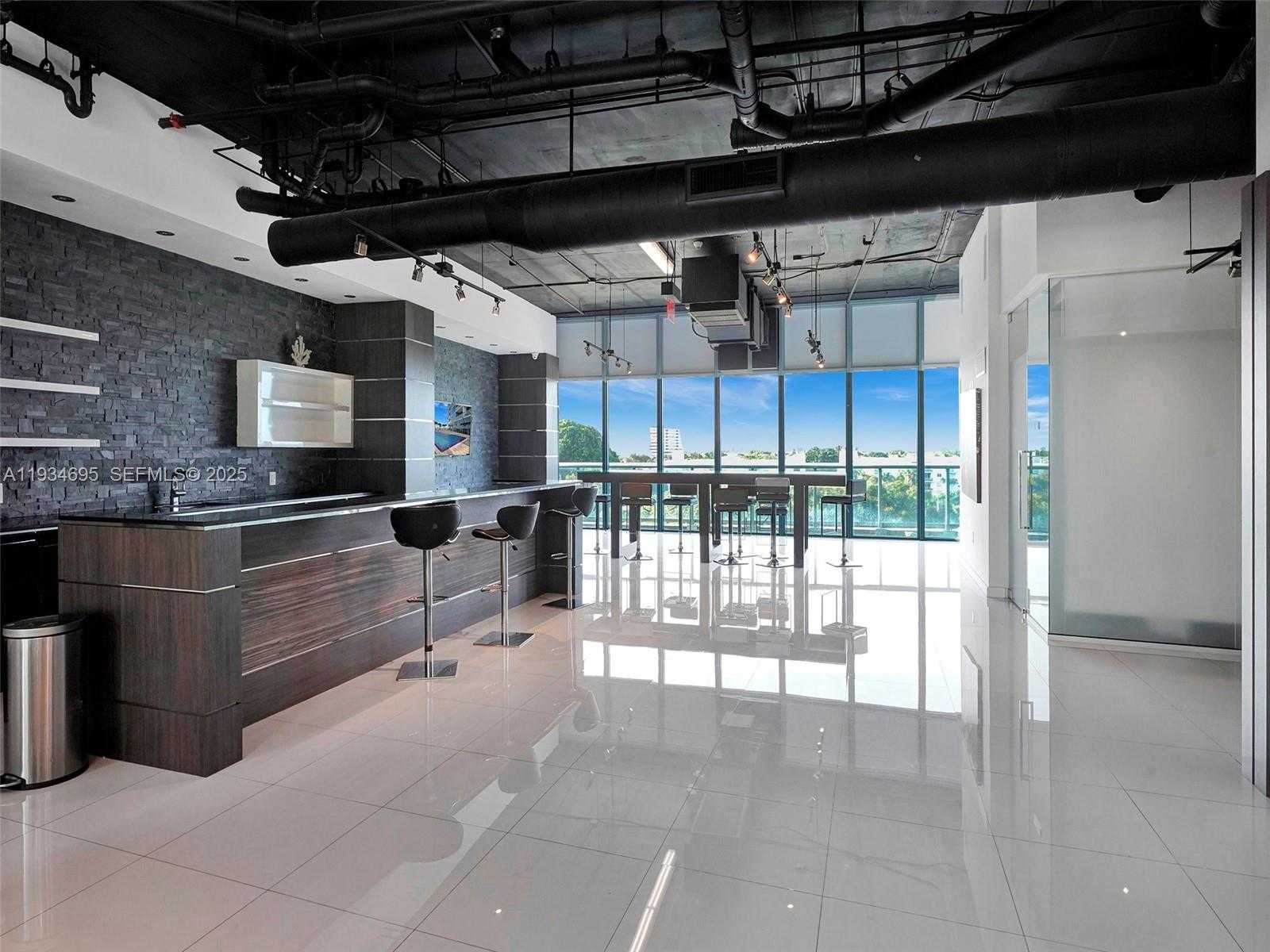 Small Image of 601 NORTH EAST 36TH ST #1801, Miami Number 40