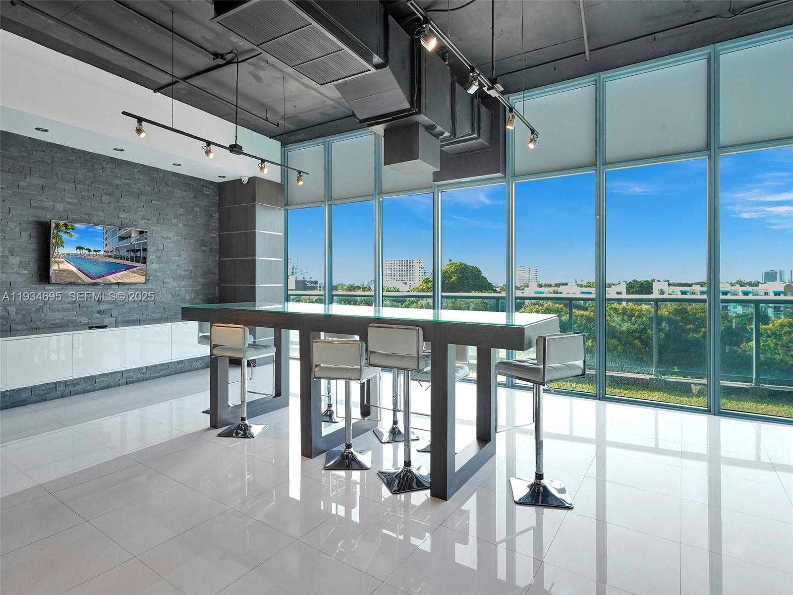 Small Image of 601 NORTH EAST 36TH ST #1801, Miami Number 43