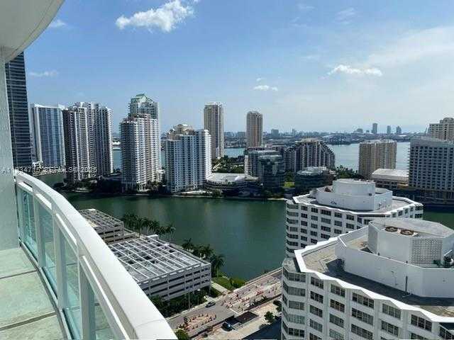 Small Image of 950 BRICKELL BAY DR #2711, Miami Number 5