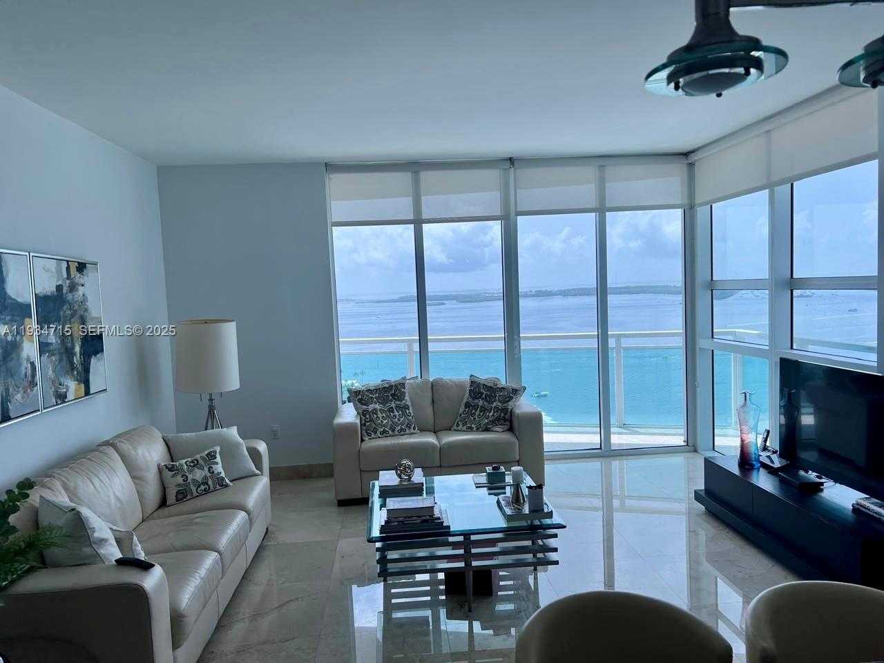 Small Image of 950 BRICKELL BAY DR #2711, Miami Number 8