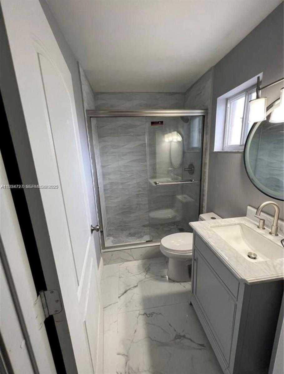 Small Image of 511 NORTH WEST 82ND AVE #418, Miami Number 13