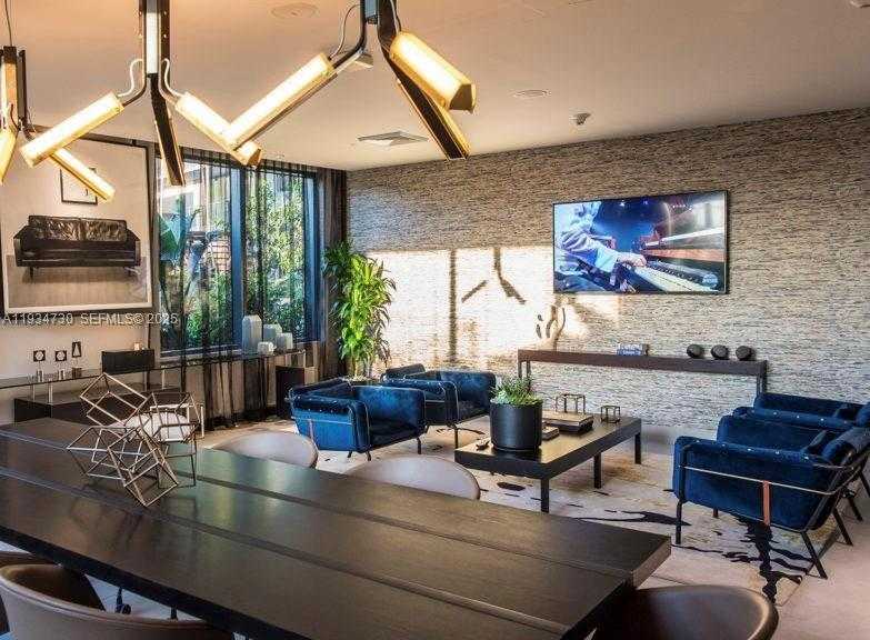 Small Image of 121 NORTH EAST 34TH ST #814, Miami Number 15