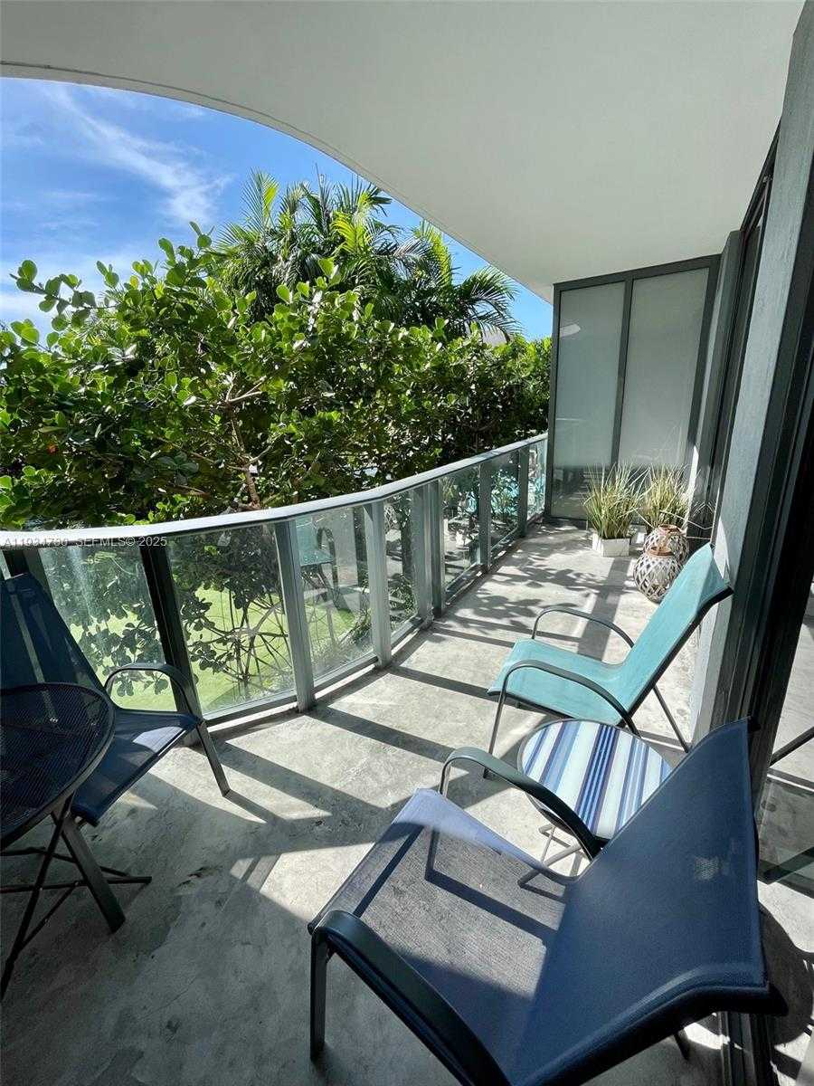 Small Image of 121 NORTH EAST 34TH ST #814, Miami Number 5