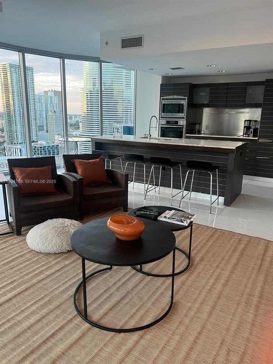 Small Image of 200 BISCAYNE BOULEVARD WAY #3102, Miami Number 7