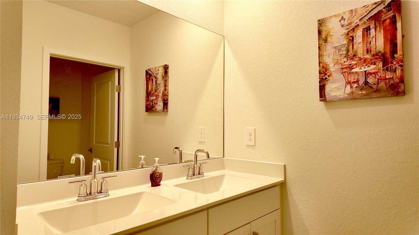 Small Image of 12913 SOUTH WEST 265TH TER #1, Homestead Number 15