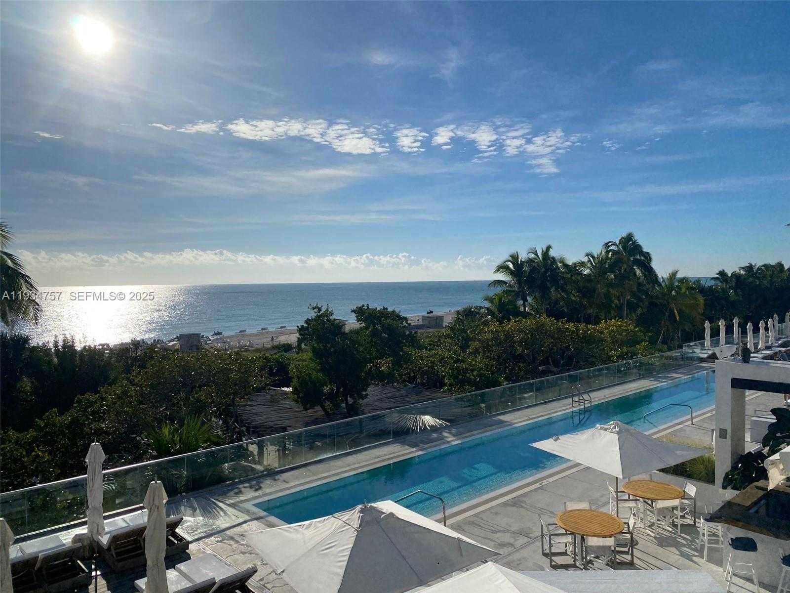 Small Image of 2301 COLLINS AVE #839, Miami Beach Number 4