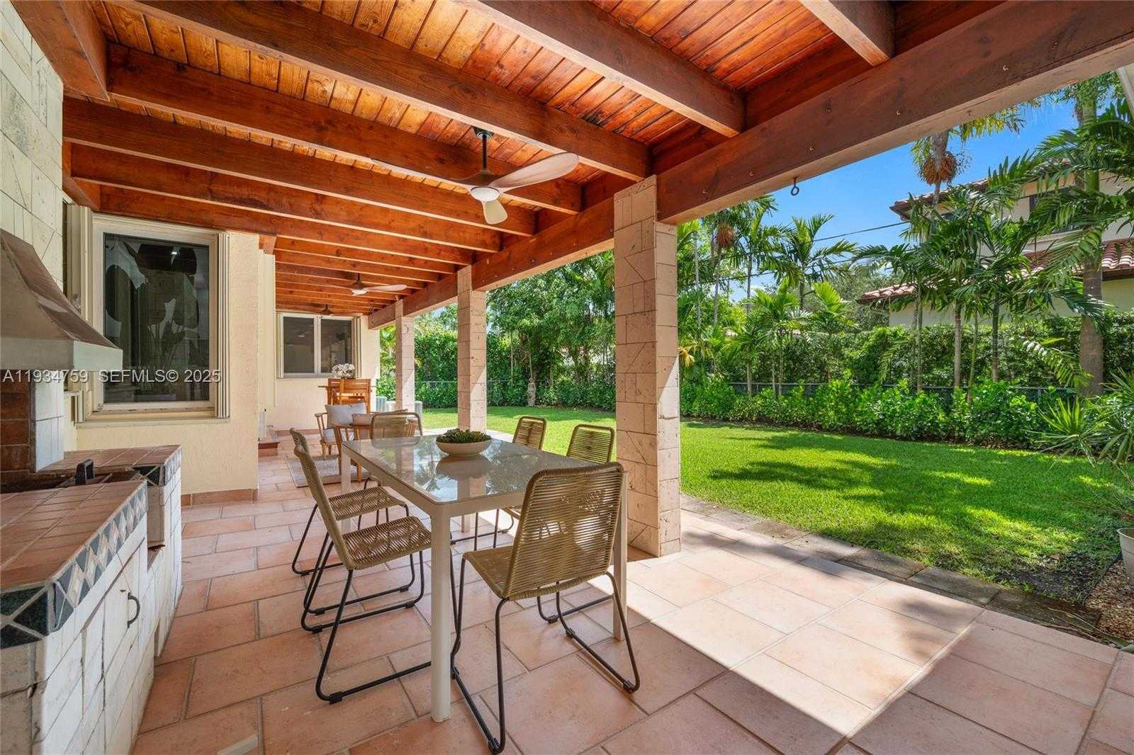 Small Image of 5211 GRANADA BLVD, Coral Gables Number 24