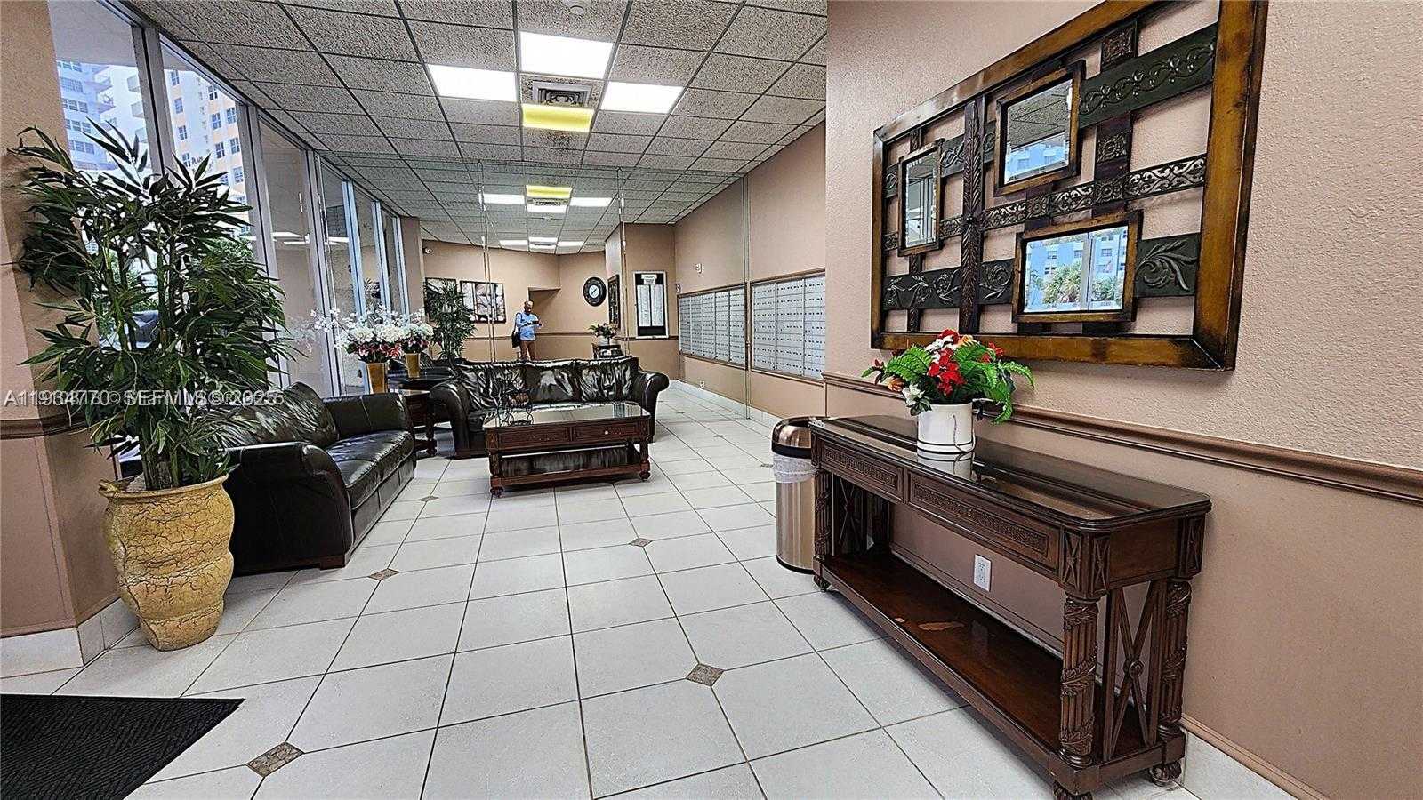 Small Image of 1825 SOUTH OCEAN DR #12, Hallandale Beach Number 2