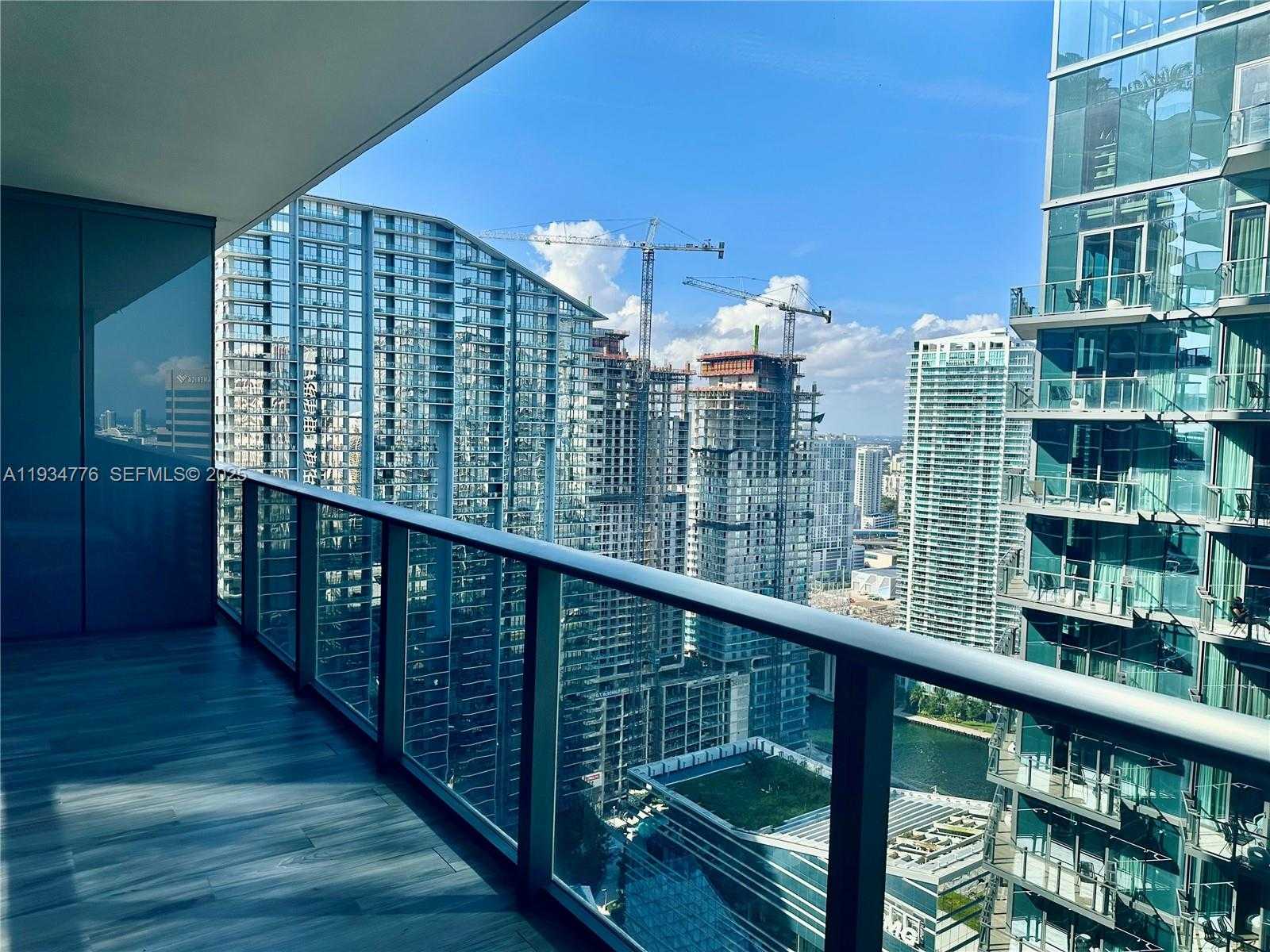 Small Image of 801 SOUTH MIAMI AVE #3807, Miami Number 3