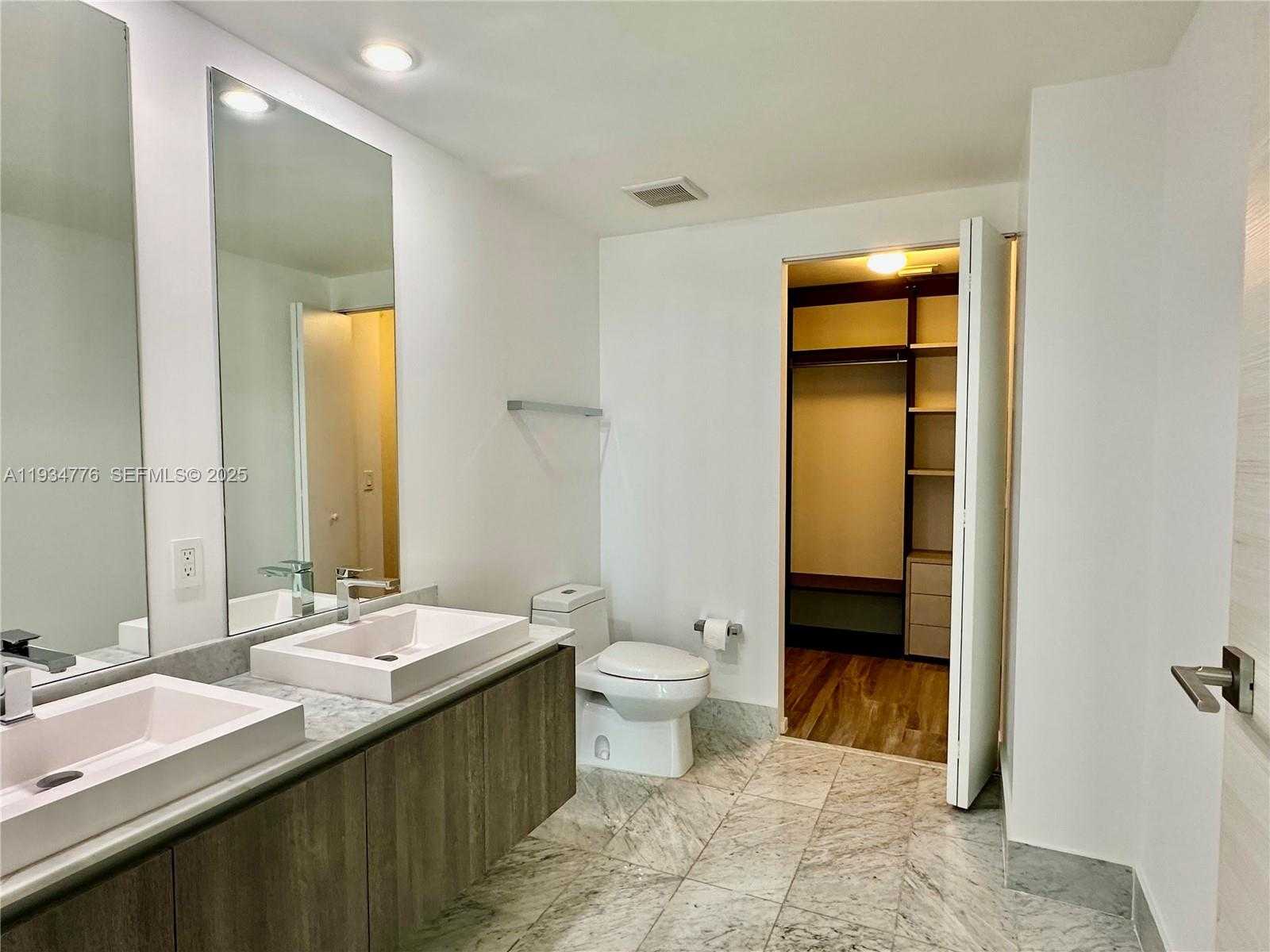 Small Image of 801 SOUTH MIAMI AVE #3807, Miami Number 6