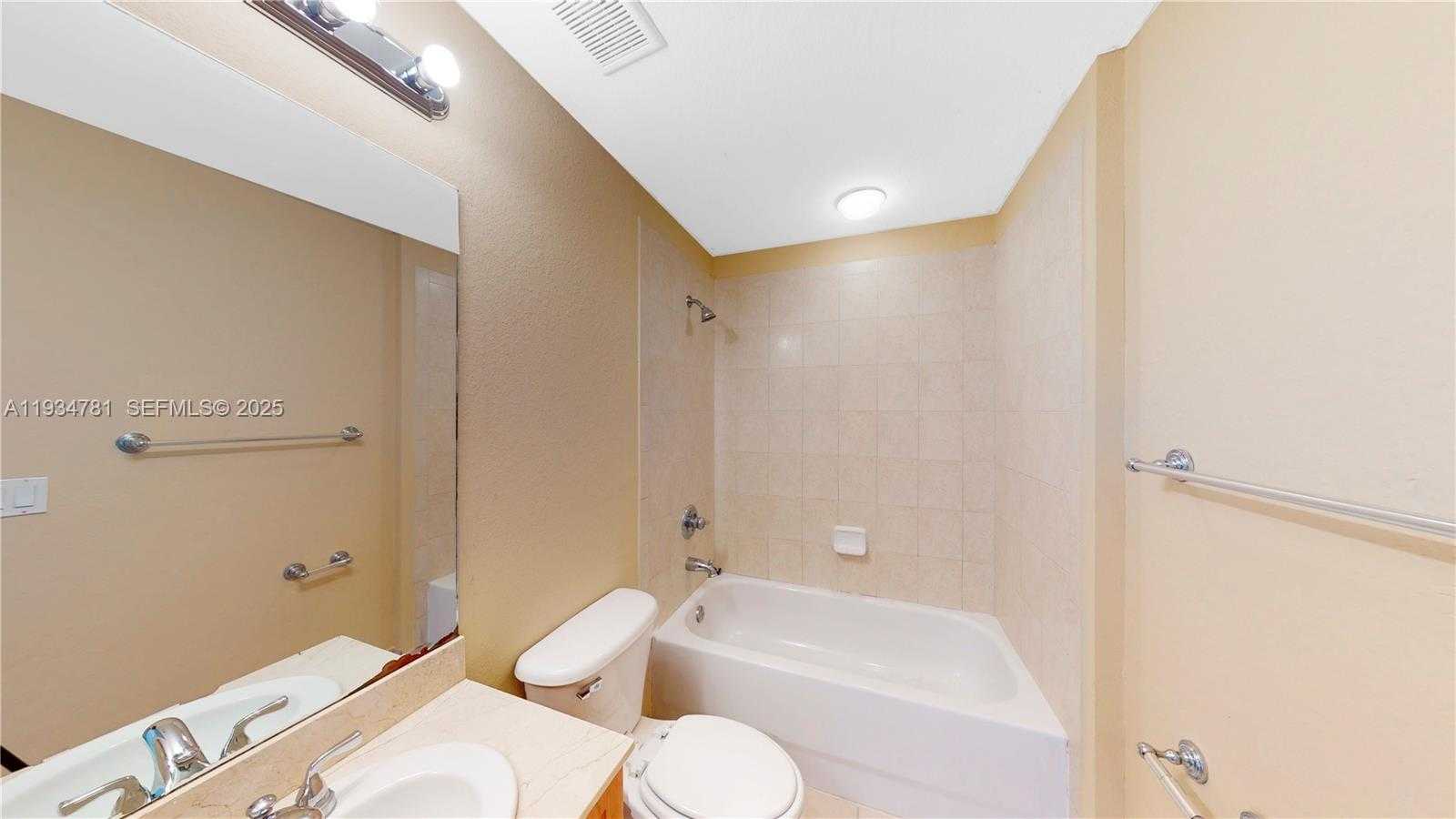 Small Image of 8999 NORTH WEST 107TH CT #102-1, Doral Number 13