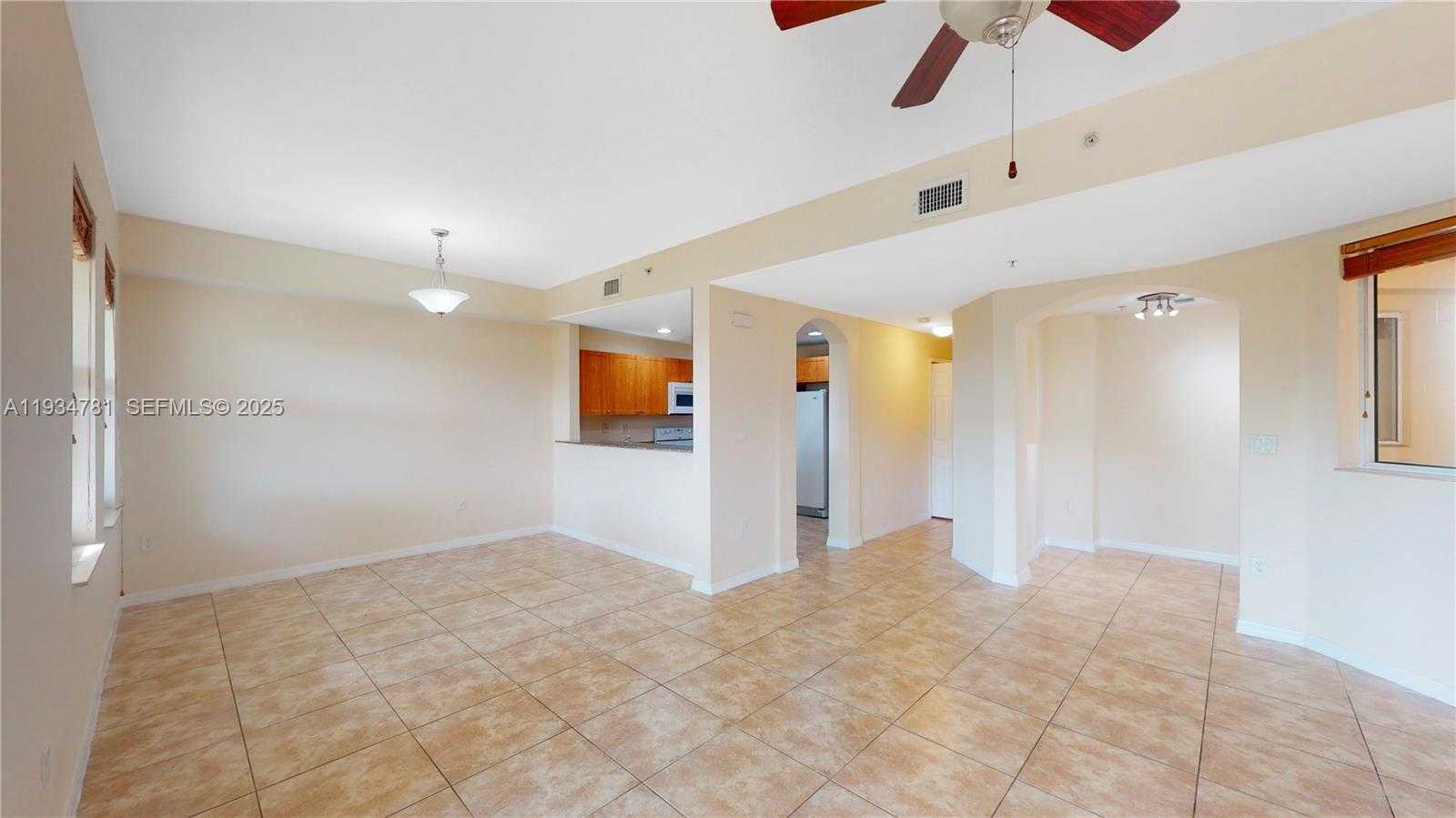 Small Image of 8999 NORTH WEST 107TH CT #102-1, Doral Number 3