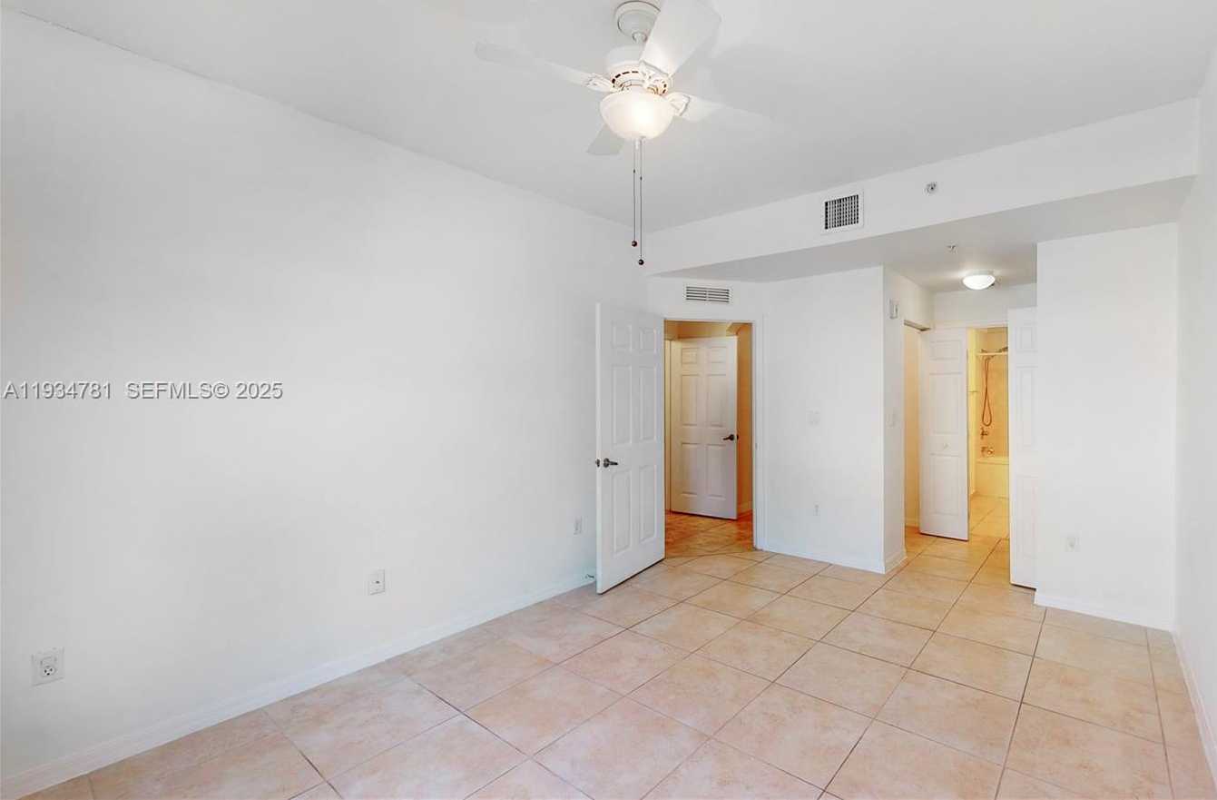 Small Image of 8999 NORTH WEST 107TH CT #102-1, Doral Number 7