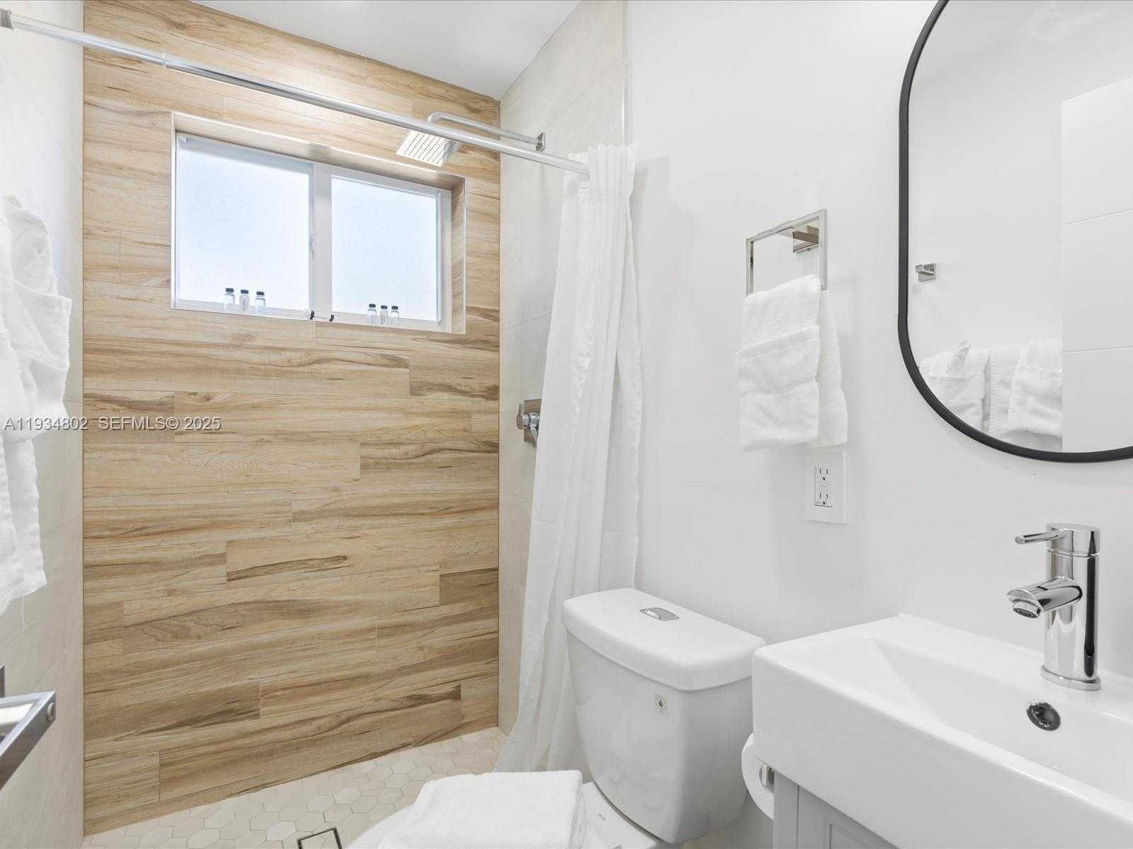 Small Image of 4121 SOUTH WEST 54TH CT, Dania Beach Number 17