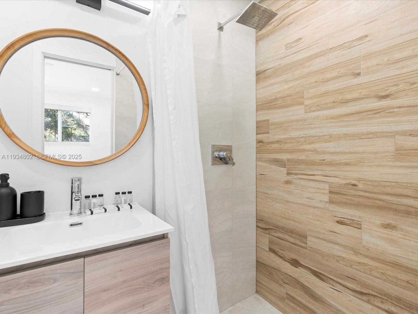 Small Image of 4121 SOUTH WEST 54TH CT, Dania Beach Number 20