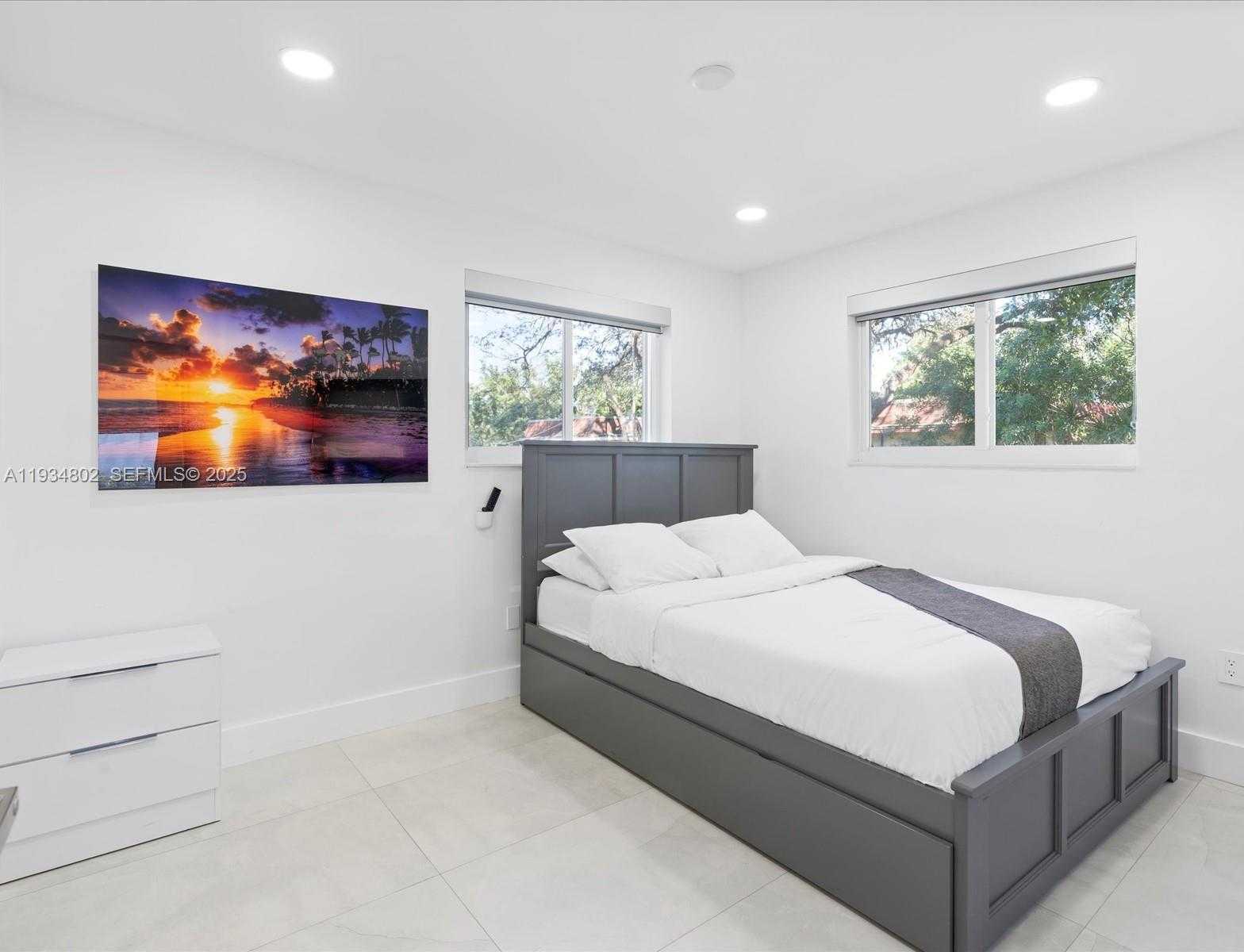 Small Image of 4121 SOUTH WEST 54TH CT, Dania Beach Number 21