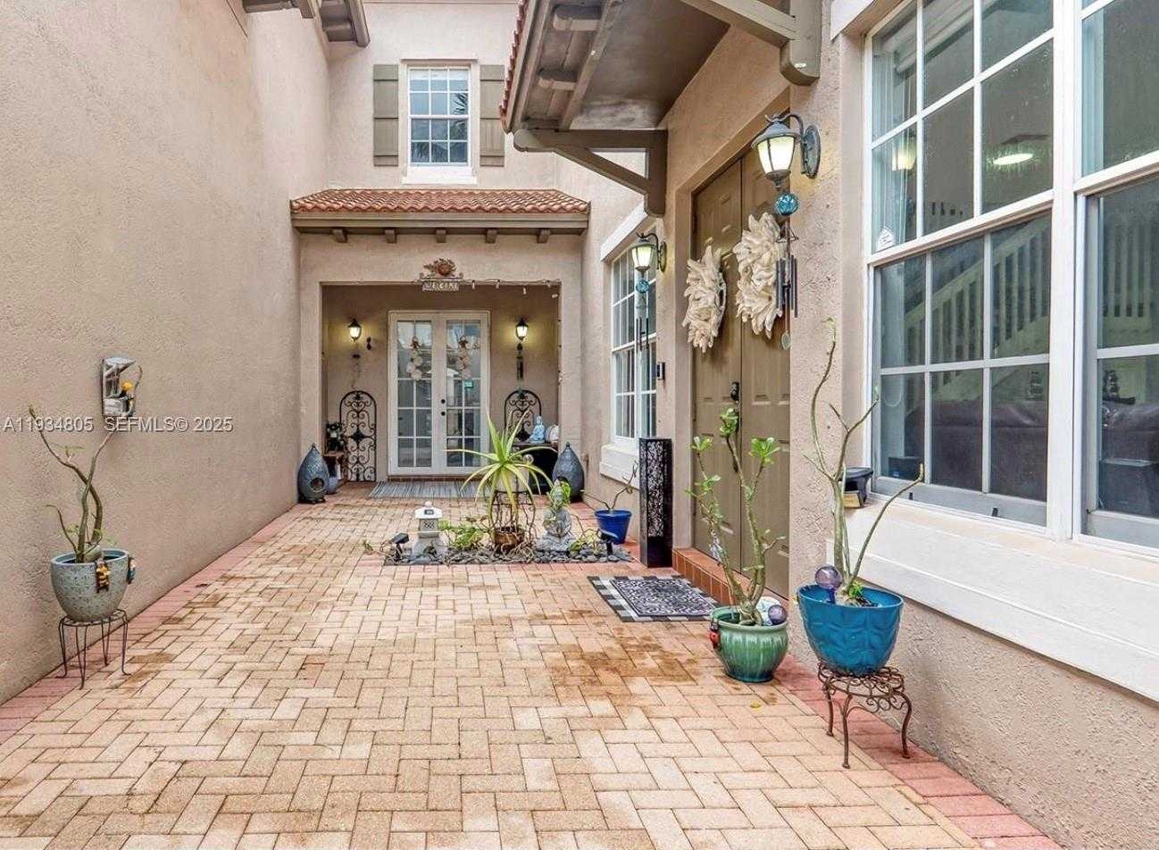 Small Image of 14709 SOUTH WEST 6TH ST, Pembroke Pines Number 19