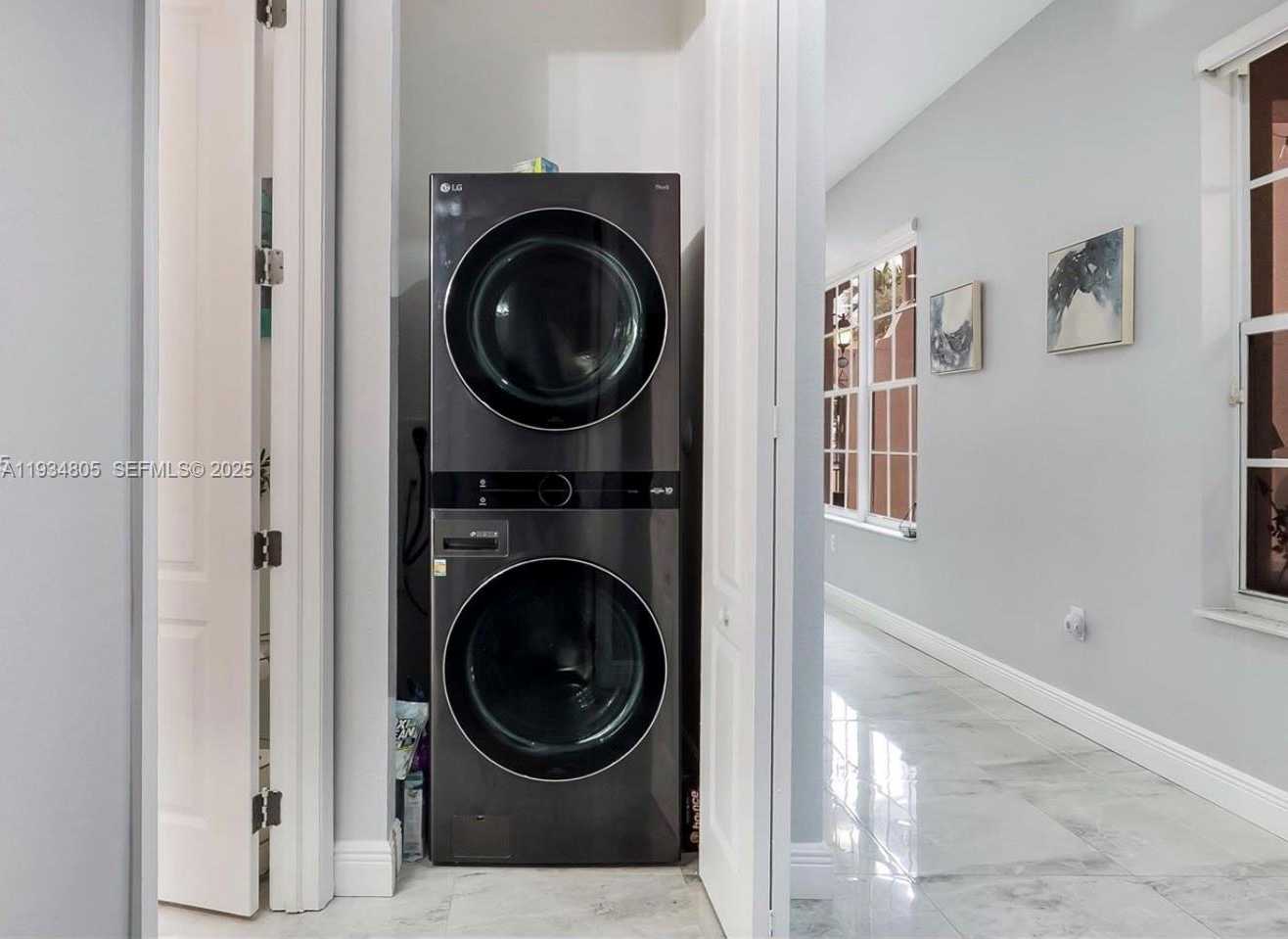 Small Image of 14709 SOUTH WEST 6TH ST, Pembroke Pines Number 23