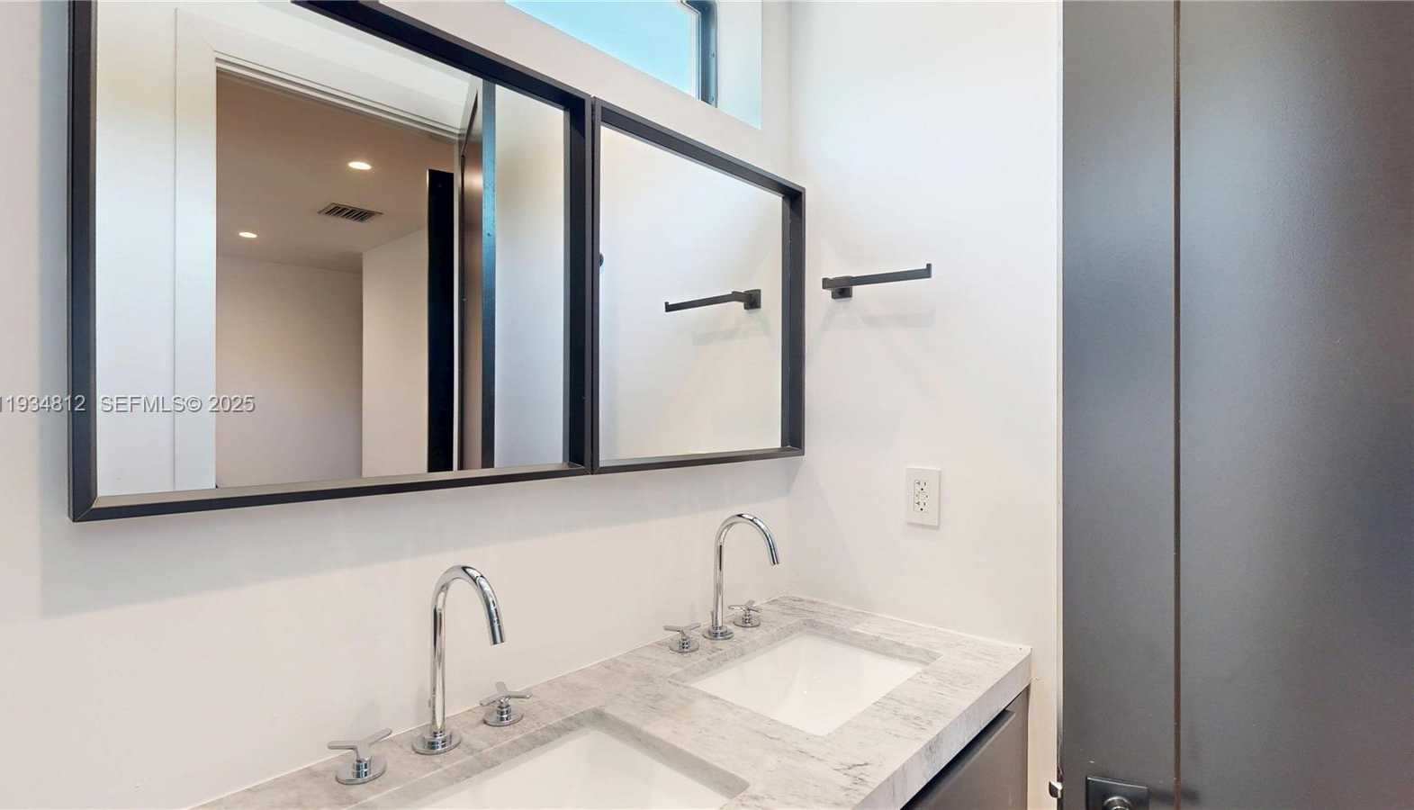 Small Image of 353 NORTH WEST 50TH ST #353, Miami Number 16