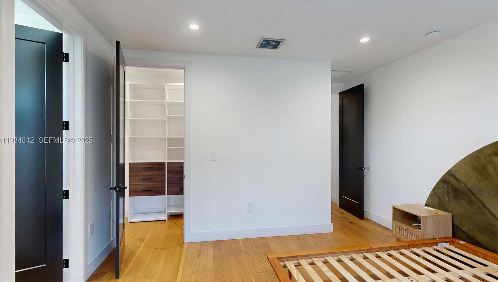 Small Image of 353 NORTH WEST 50TH ST #353, Miami Number 17