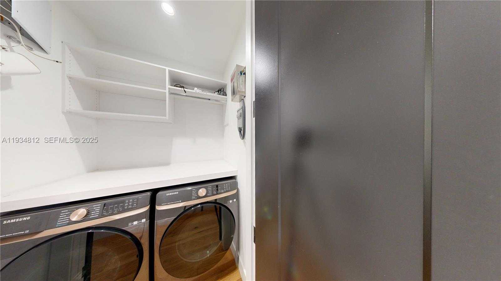 Small Image of 353 NORTH WEST 50TH ST #353, Miami Number 20