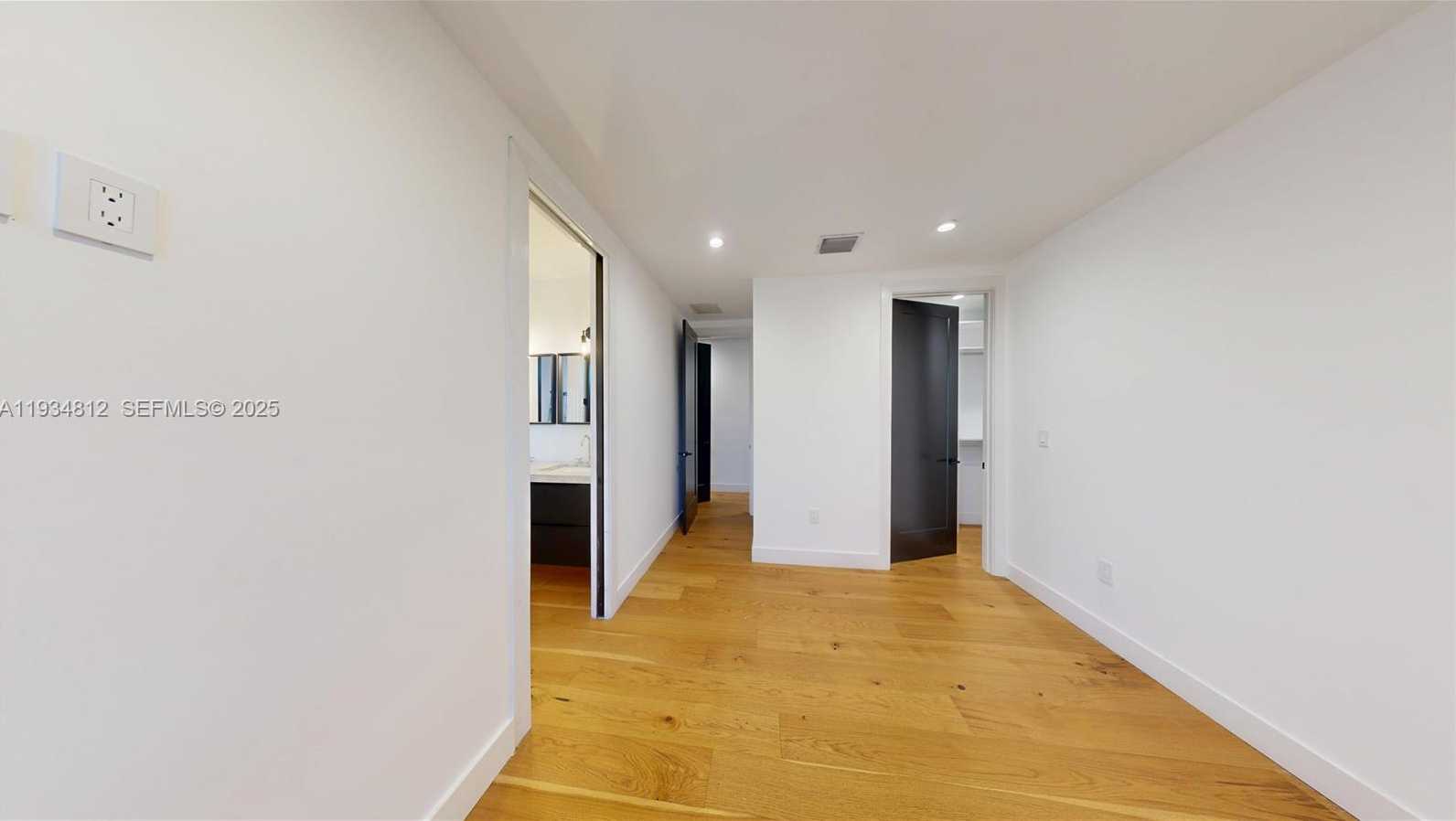 Small Image of 353 NORTH WEST 50TH ST #353, Miami Number 23