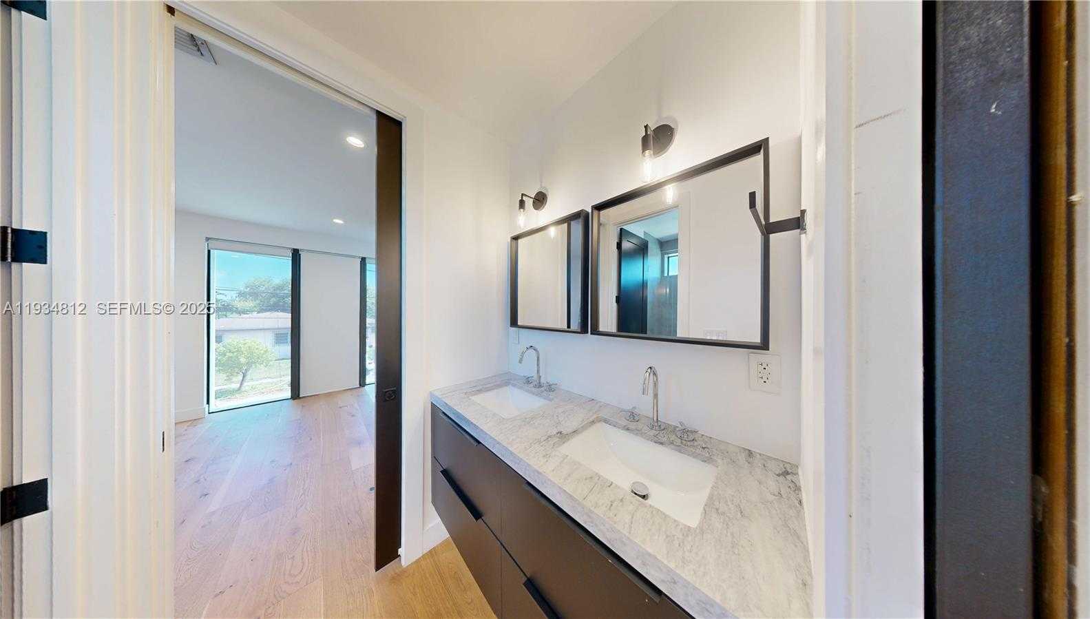 Small Image of 353 NORTH WEST 50TH ST #353, Miami Number 25