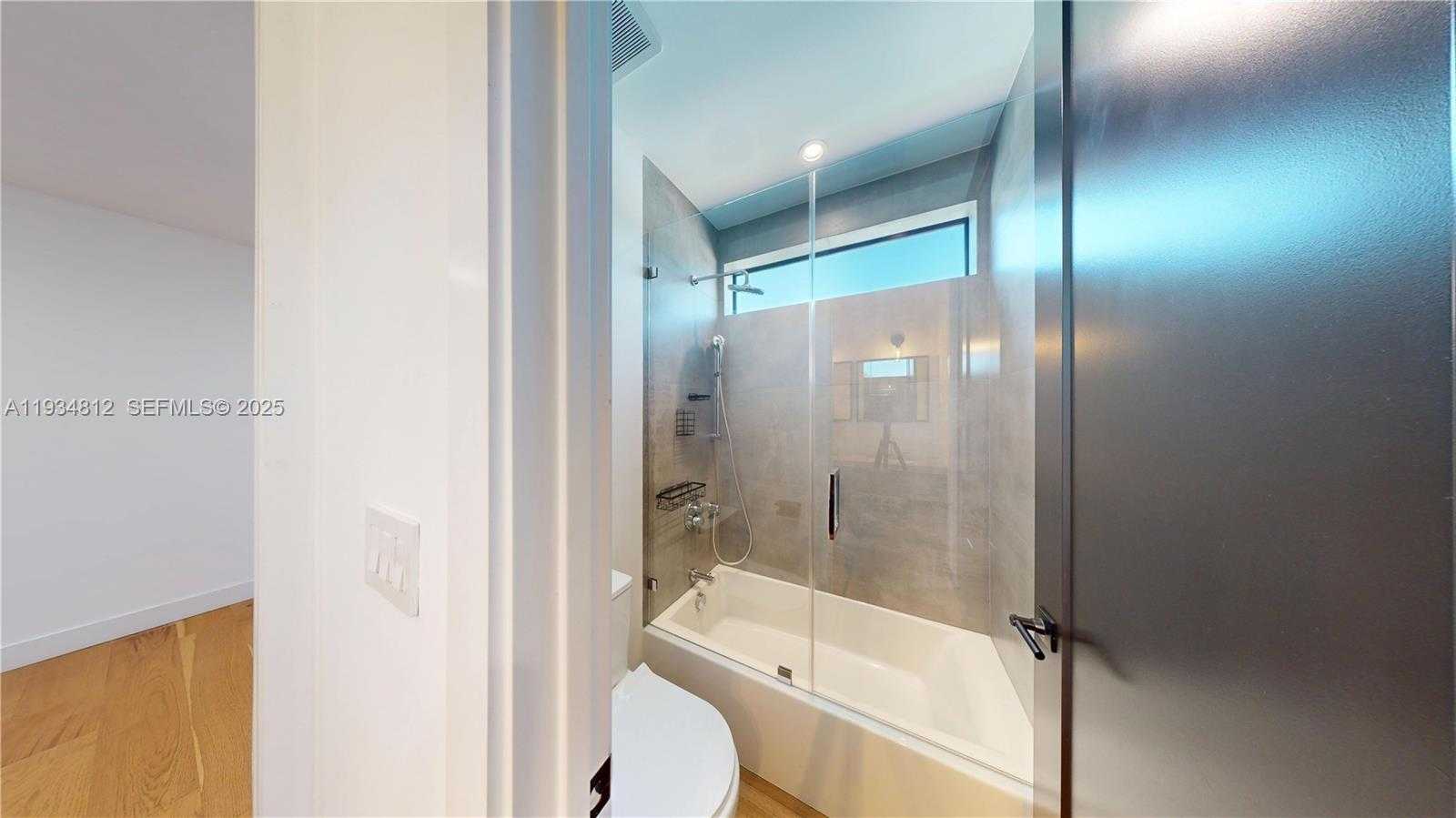 Small Image of 353 NORTH WEST 50TH ST #353, Miami Number 27