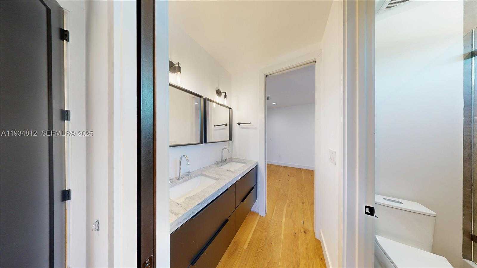 Small Image of 353 NORTH WEST 50TH ST #353, Miami Number 34