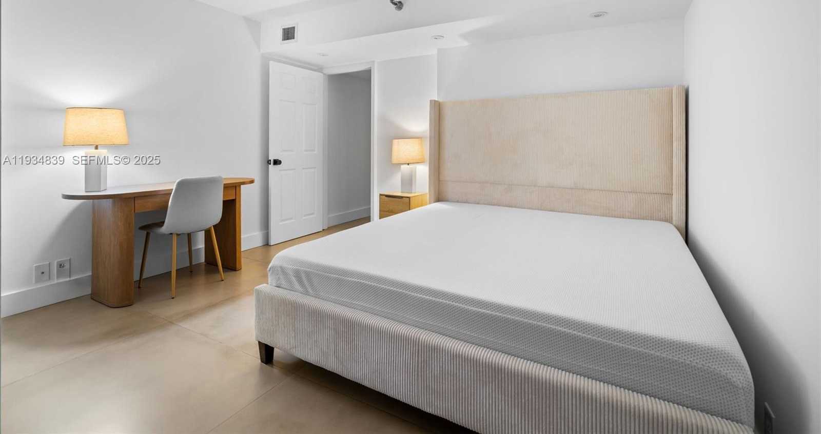 Small Image of 3300 NORTH EAST 191ST ST #1813, Aventura Number 35