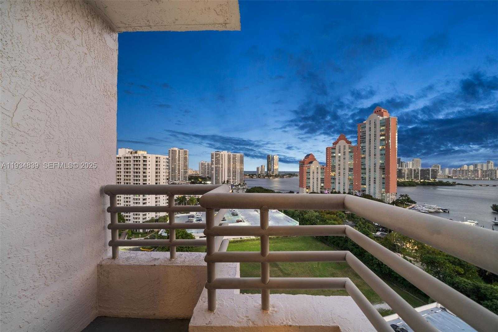 Small Image of 3300 NORTH EAST 191ST ST #1813, Aventura Number 36