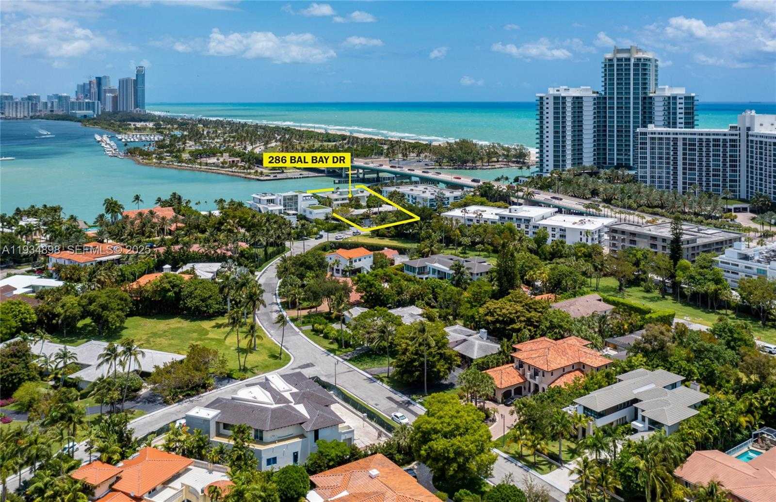 Small Image of 286 BAL BAY DR #4, Bal Harbour Number 11
