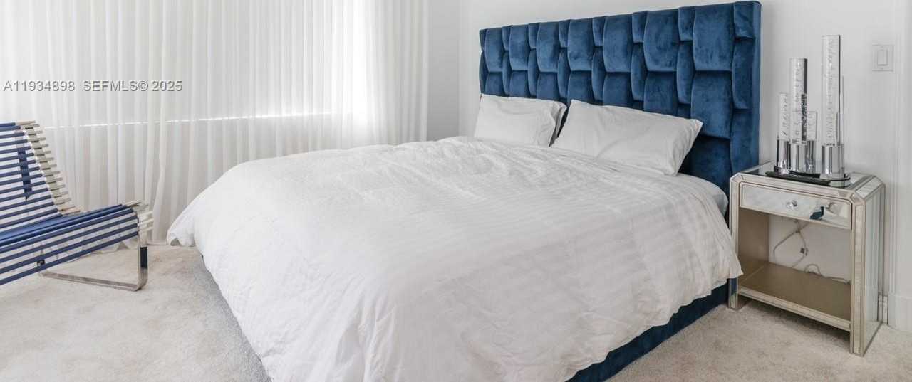 Small Image of 286 BAL BAY DR #4, Bal Harbour Number 5