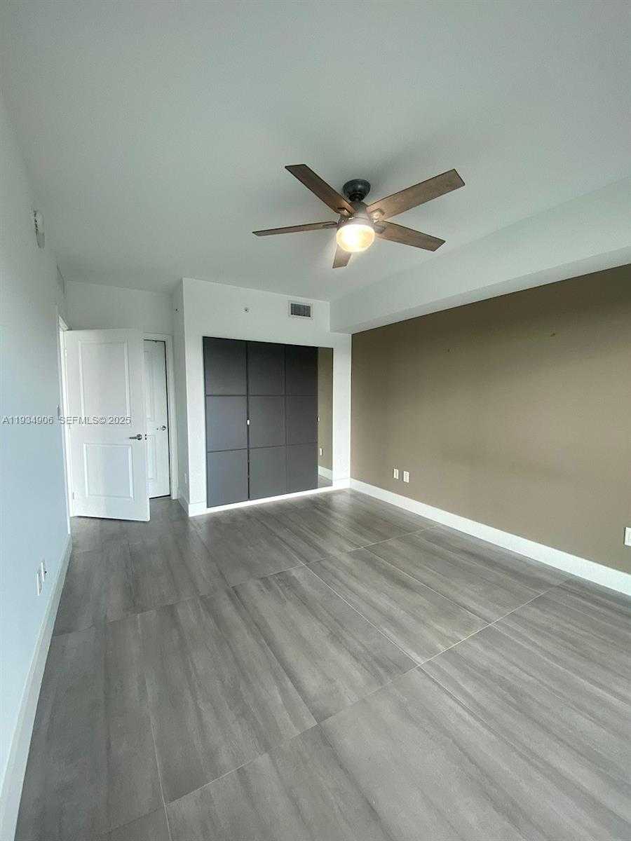 Small Image of 400 SUNNY ISLES BLVD #1616, Sunny Isles Beach Number 15