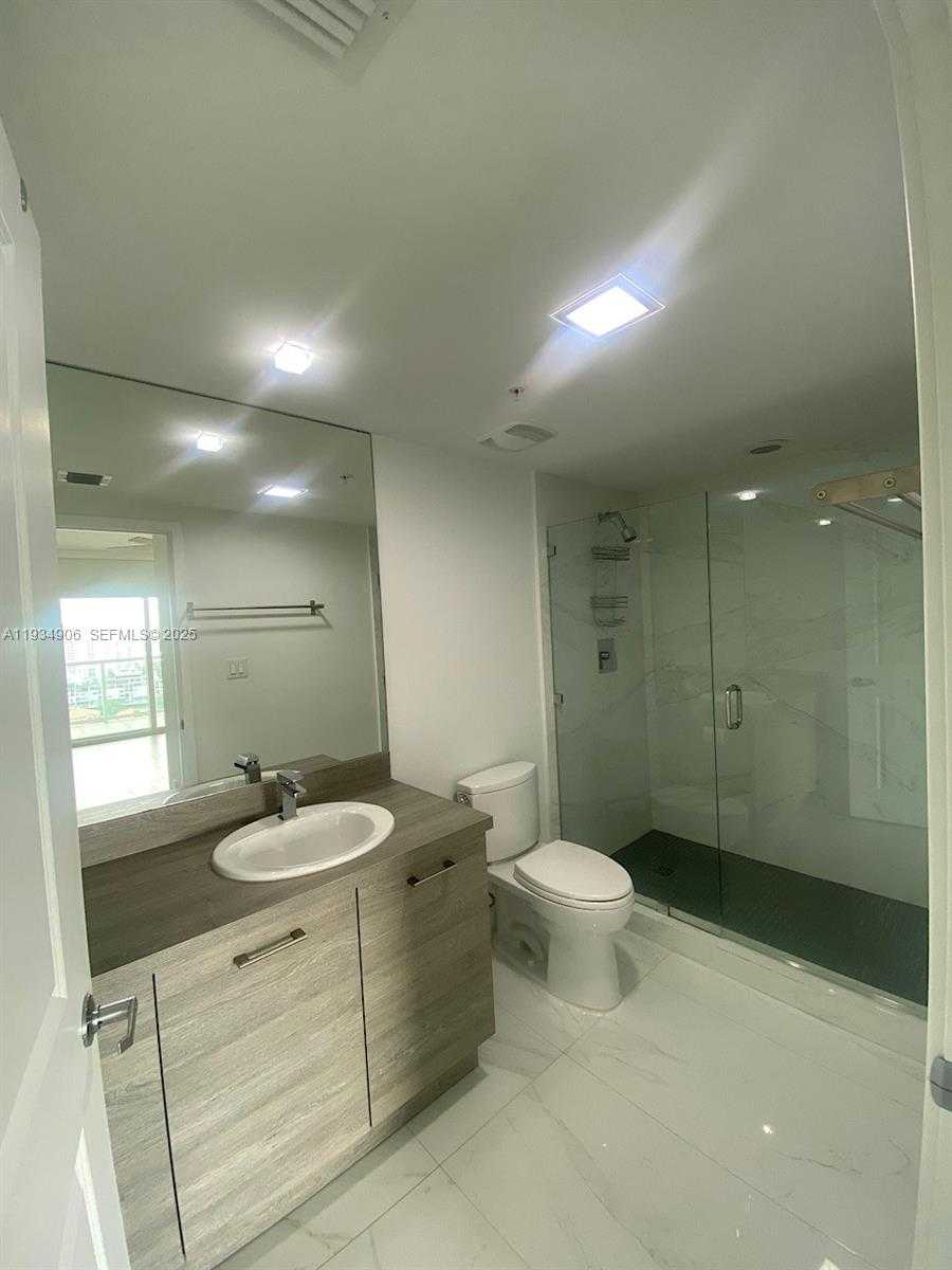 Small Image of 400 SUNNY ISLES BLVD #1616, Sunny Isles Beach Number 17