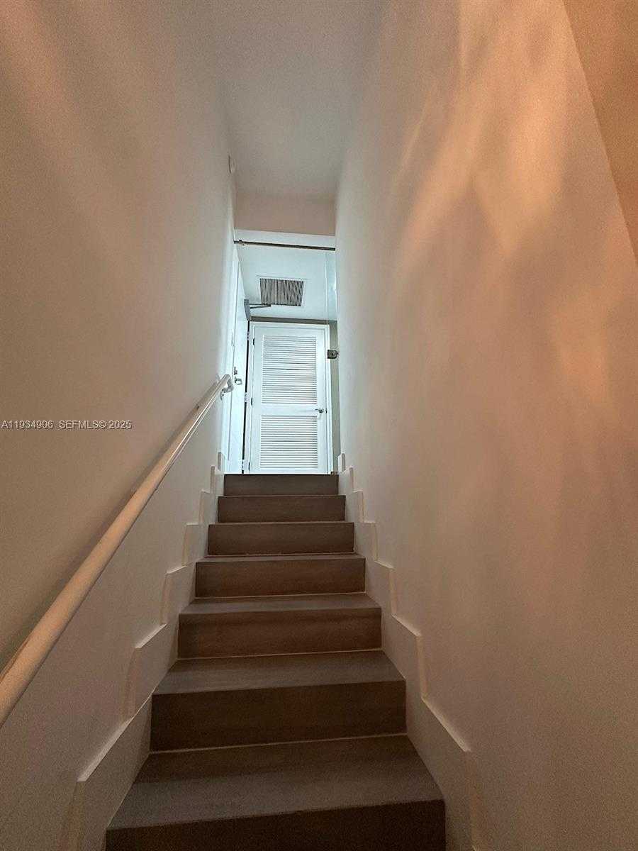 Small Image of 400 SUNNY ISLES BLVD #1616, Sunny Isles Beach Number 18