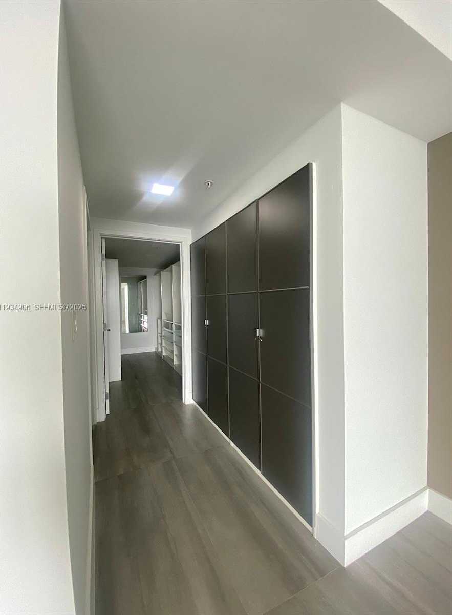 Small Image of 400 SUNNY ISLES BLVD #1616, Sunny Isles Beach Number 22