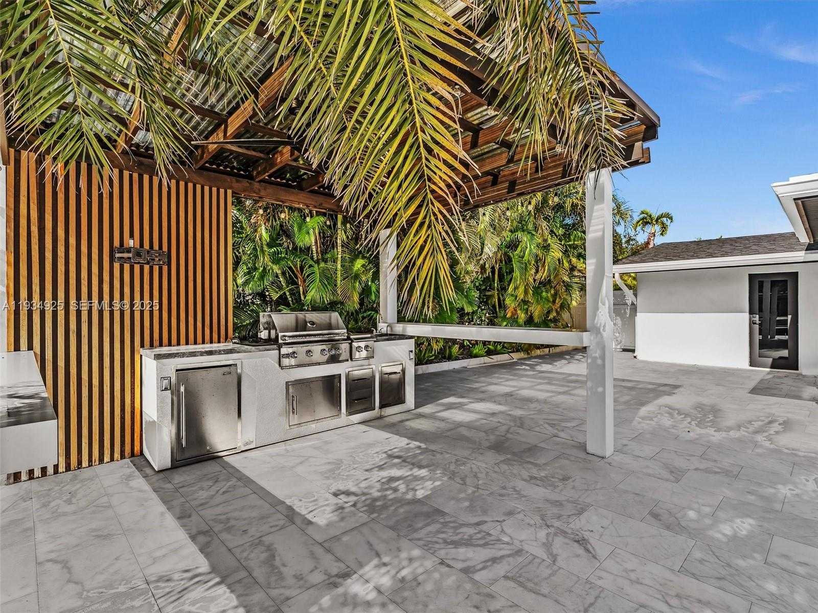 Small Image of 2310 NORTH EAST 48TH CT, Lighthouse Point Number 29