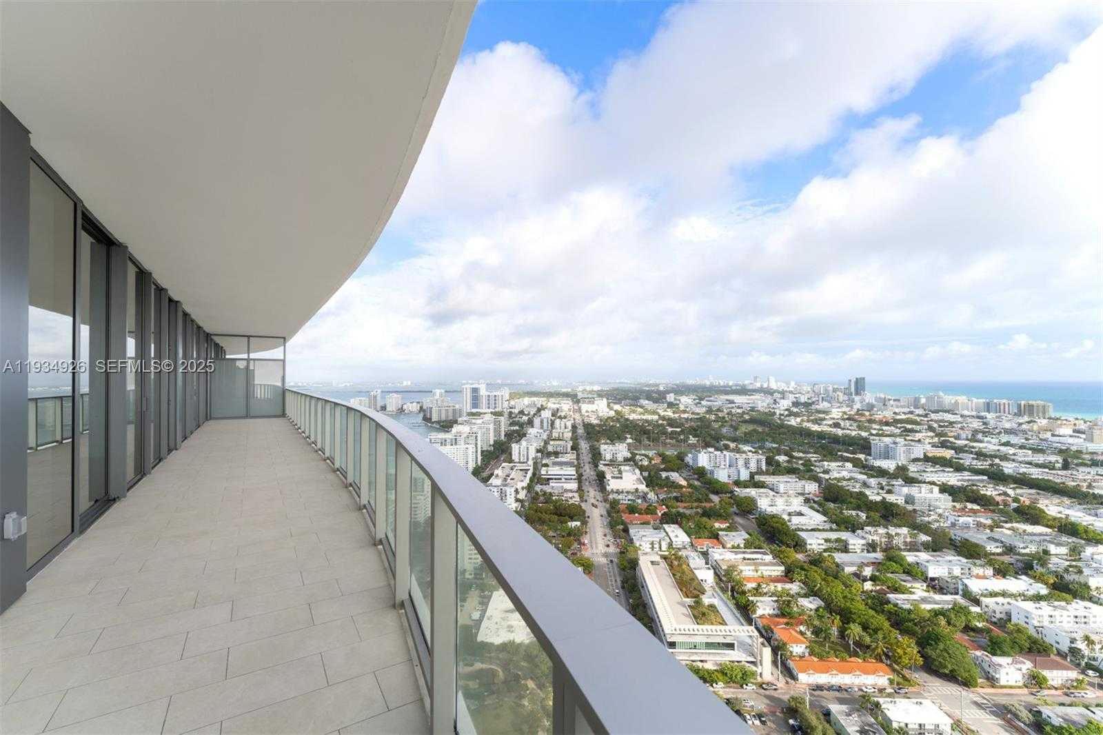 Small Image of 500 ALTON RD #3905, Miami Beach Number 13