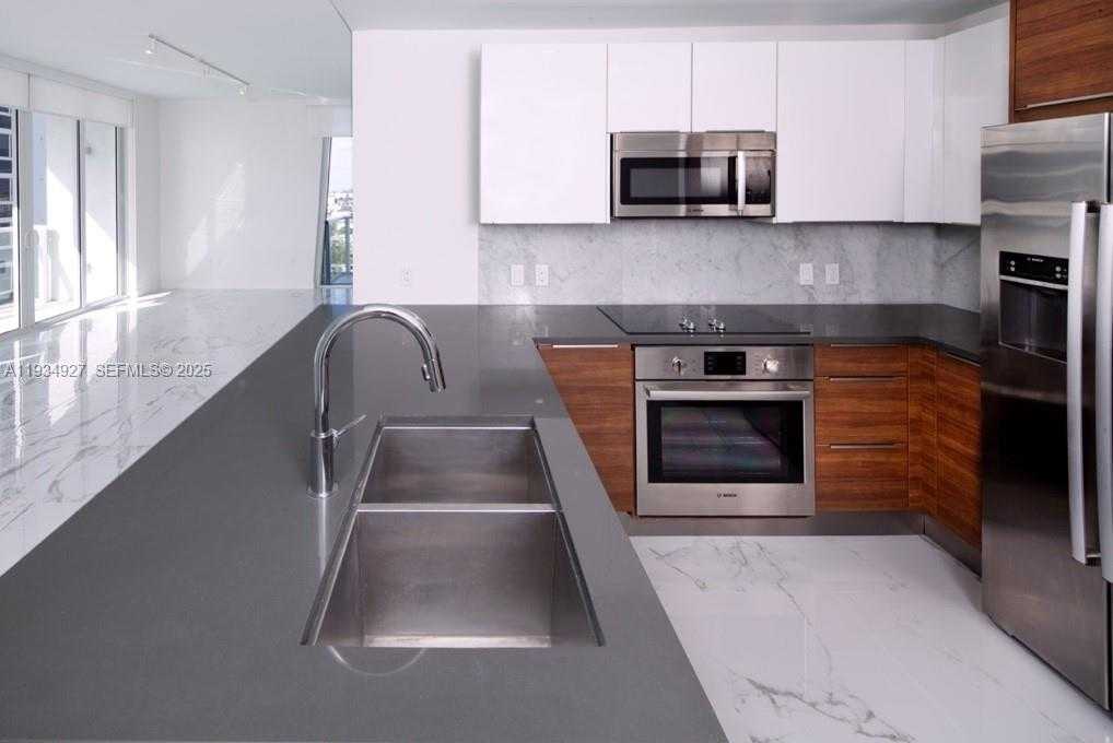 Small Image of 601 NORTH EAST 27TH #1003, Miami Number 24