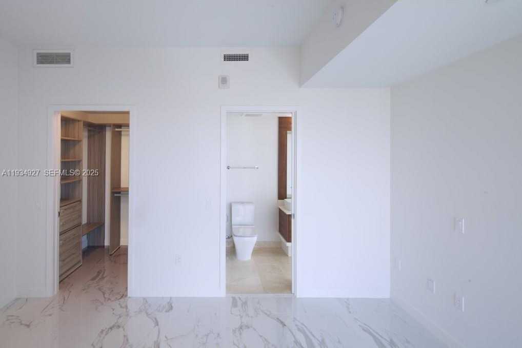 Small Image of 601 NORTH EAST 27TH #1003, Miami Number 30