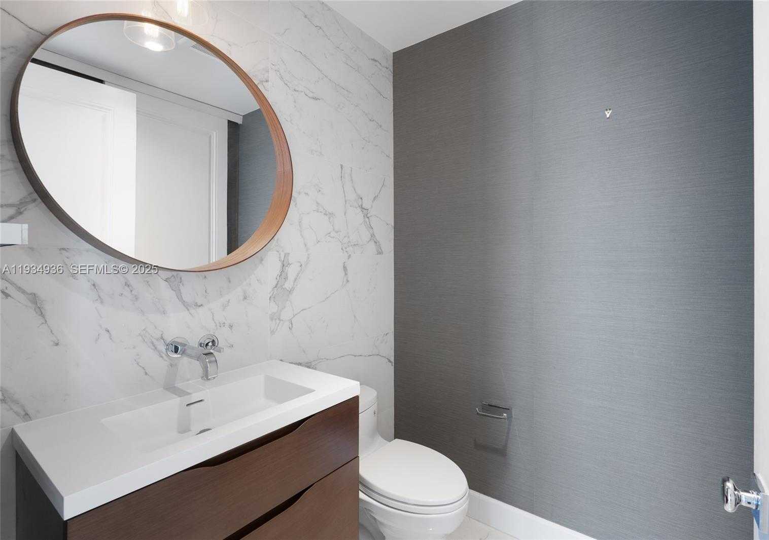 Small Image of 1425 BRICKELL AVE #47B, Miami Number 23