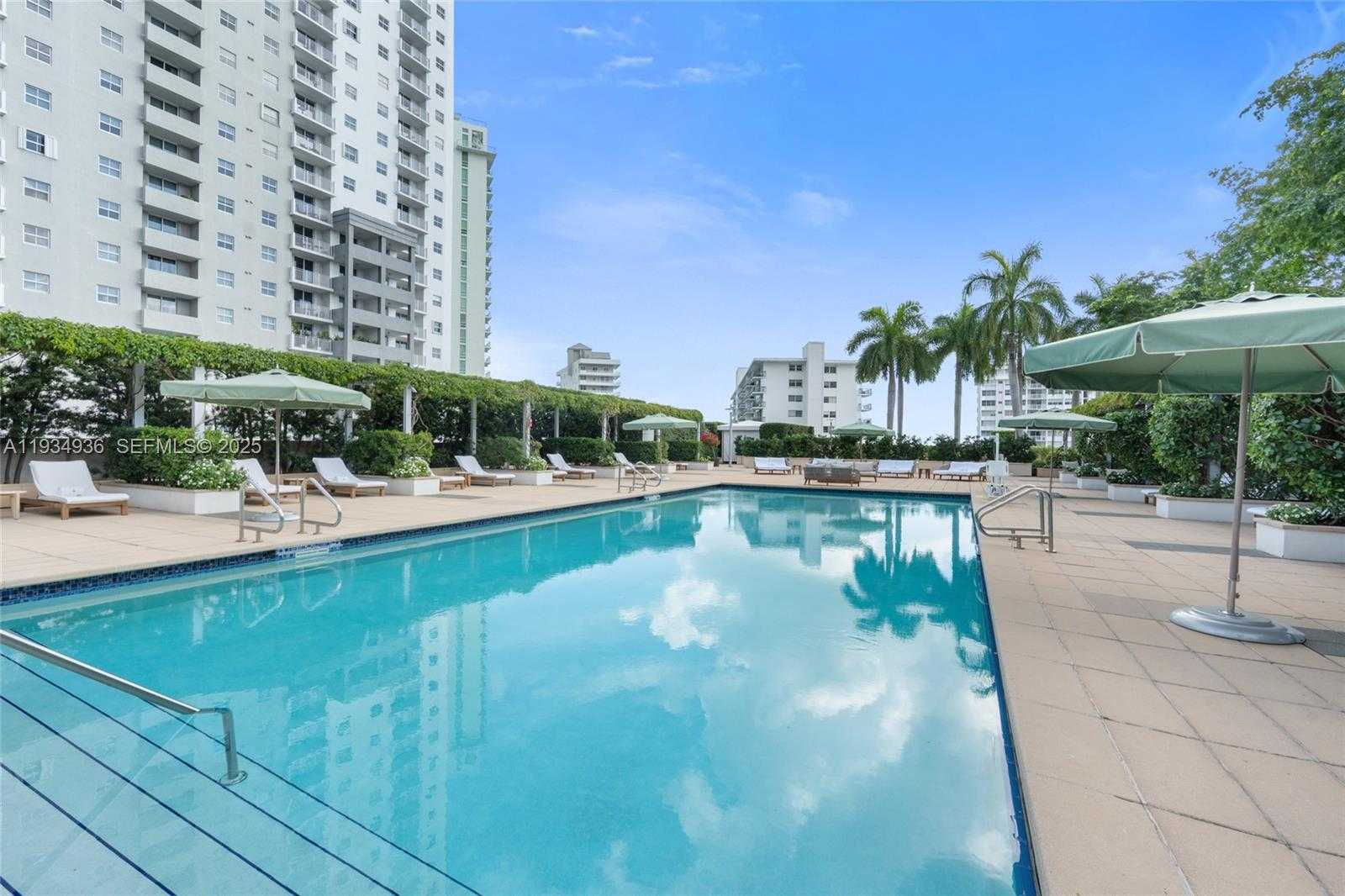 Small Image of 1425 BRICKELL AVE #47B, Miami Number 28