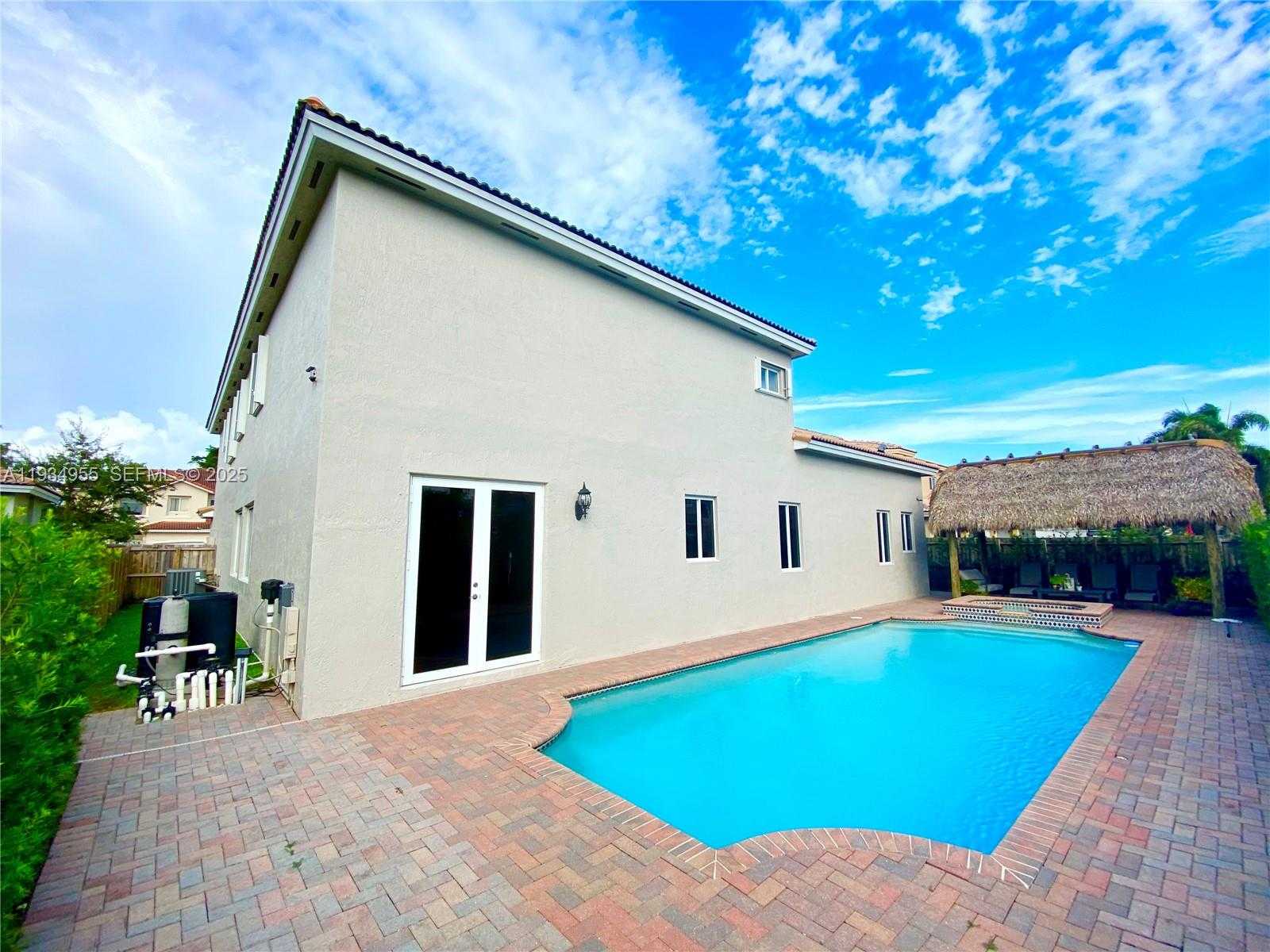 Small Image of 2239 SOUTH EAST 19TH AVE #2239, Homestead Number 15