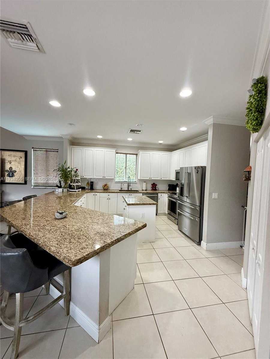 Small Image of 2239 SOUTH EAST 19TH AVE #2239, Homestead Number 5