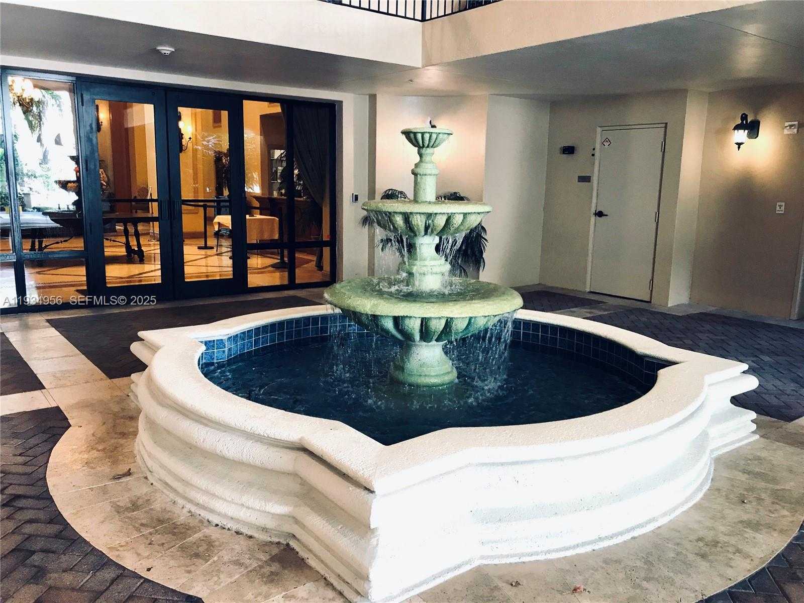 Small Image of 888 SOUTH DOUGLAS RD #PH04, Coral Gables Number 14