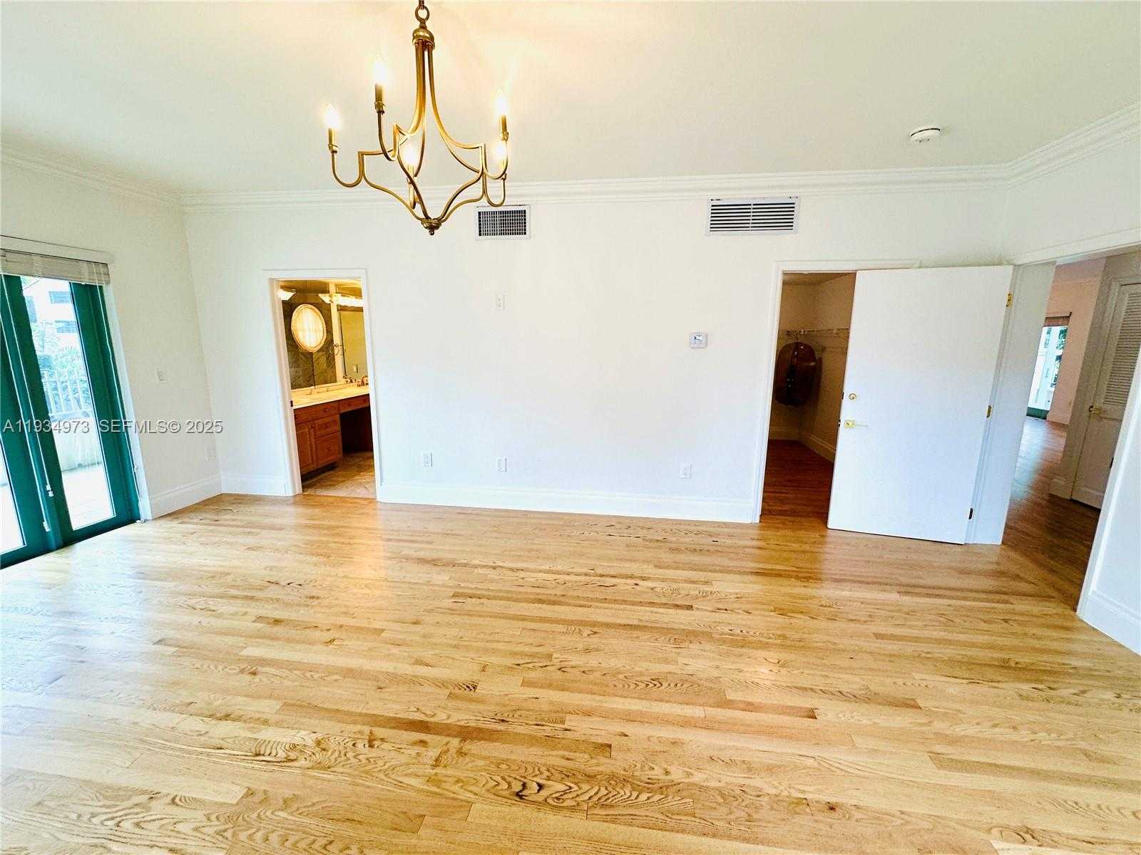 Small Image of 2600 SEGOVIA ST #701, Coral Gables Number 38